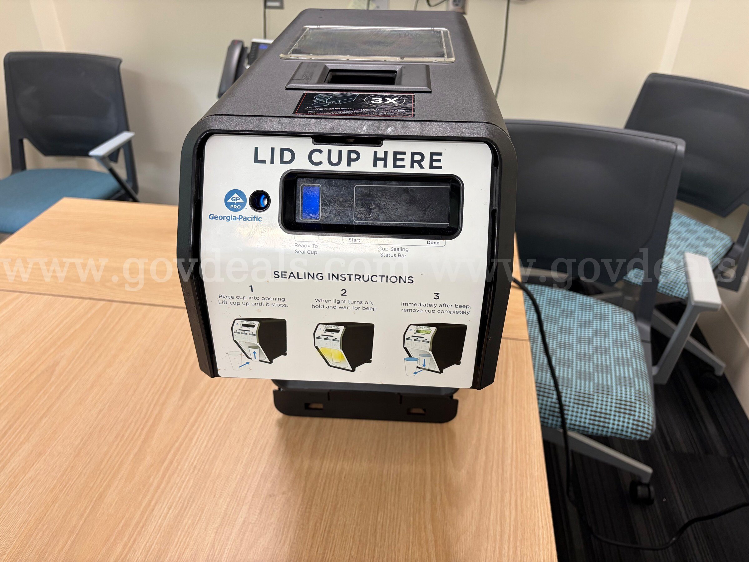 Georgia-Pacific AUTOSLR1 Automated Cup Sealer Beverage Lid Sealing Machine