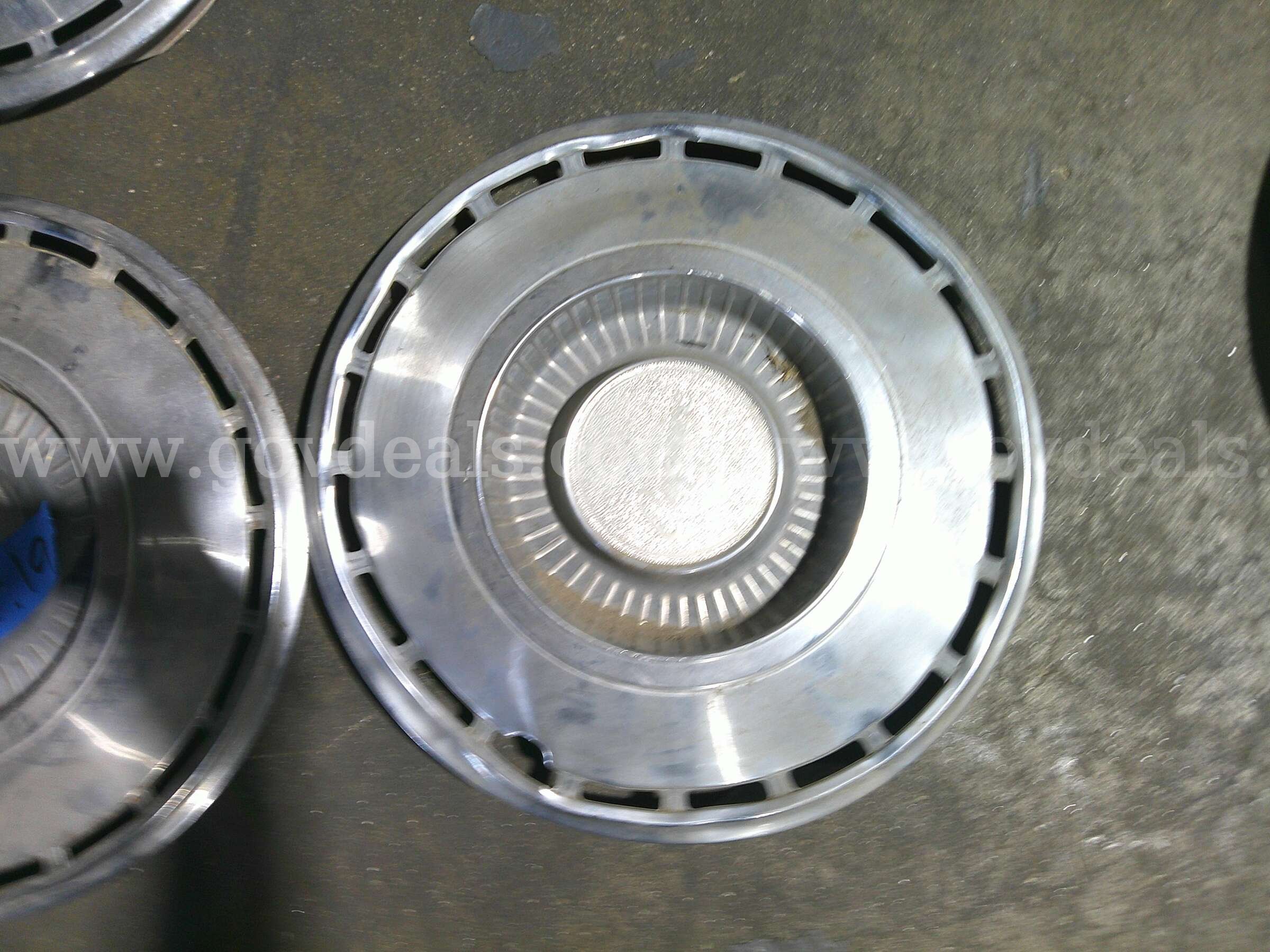 Vintage 1968-1969 chevrolet caprice 14 inch wheel hub caps Chevrolet  Government Surplus Auction - Photo #2