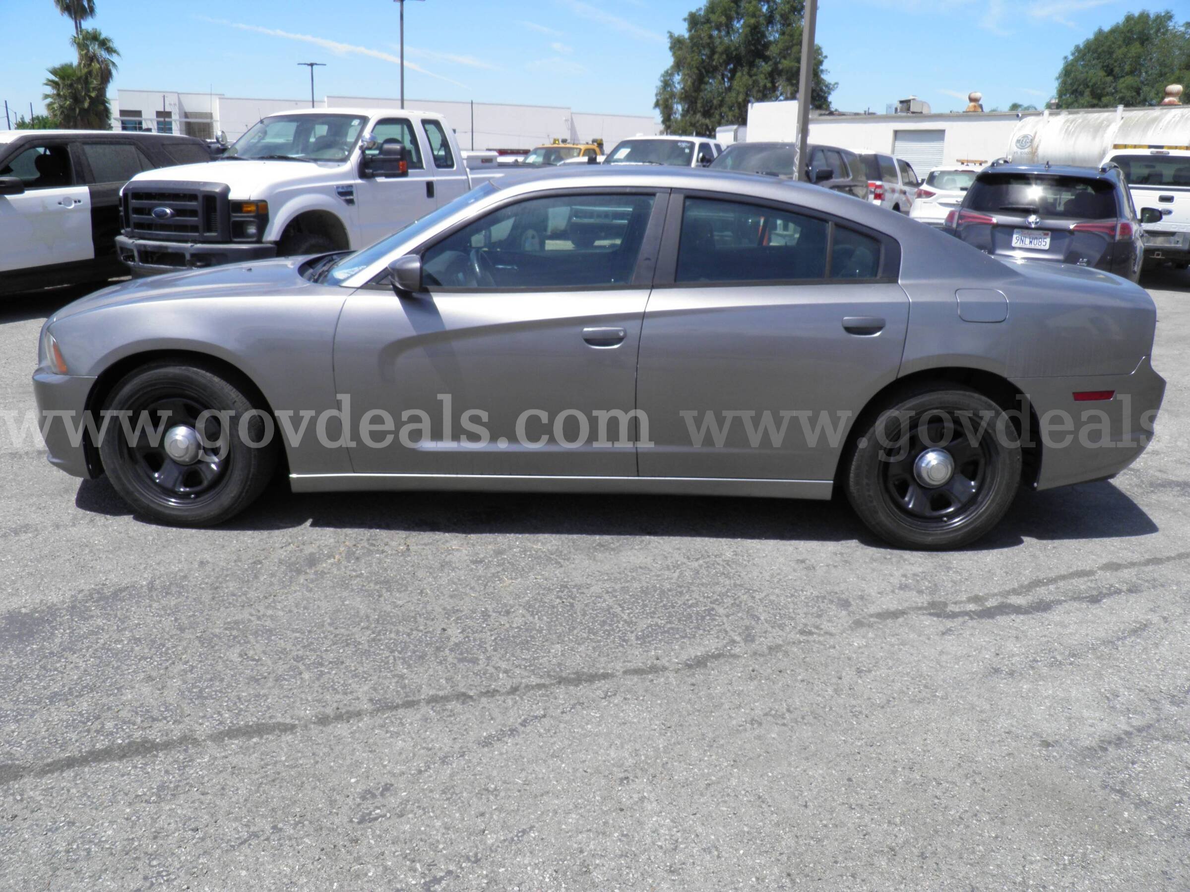 2012 Dodge Charger Dodge Charger Government Surplus Auction - Photo #2