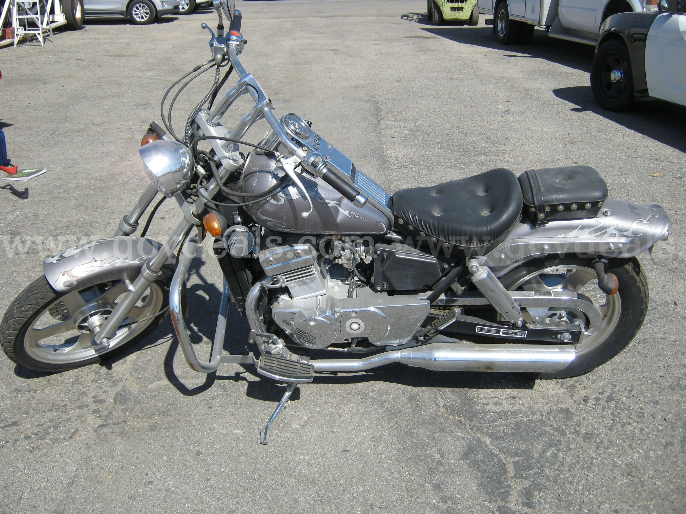 HARLEY DAVIDSON