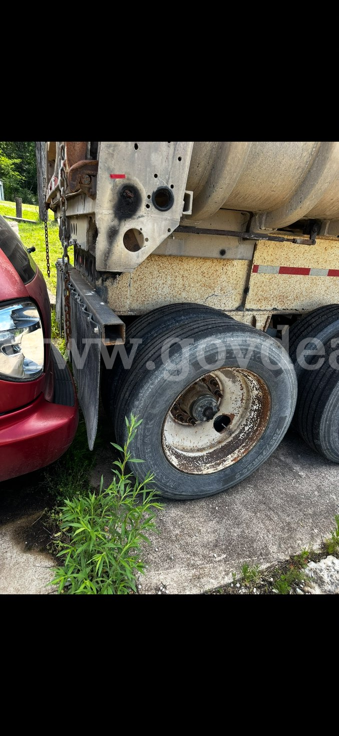 1968 fruehauf end dump trailer Fruehauf Full frame Government Surplus Auction - Photo #6