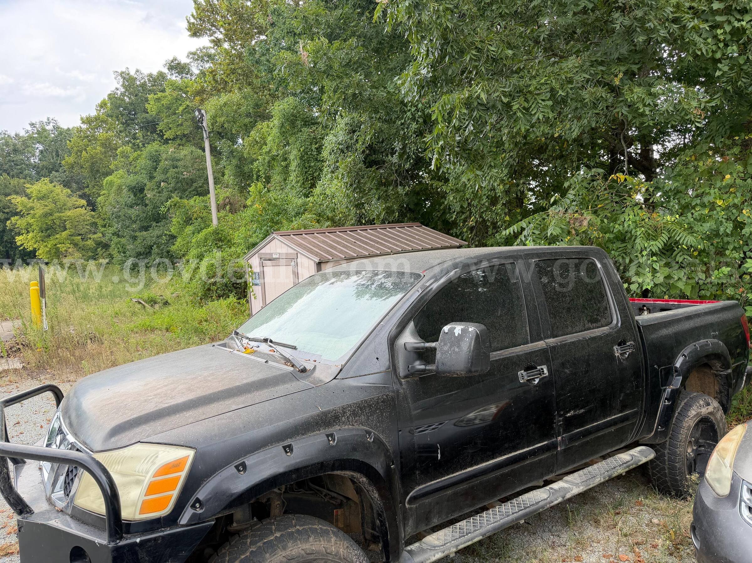 2006 Nissan Titan LE Crew Cab 4WD Nissan Titan Government Surplus Auction - Photo #4