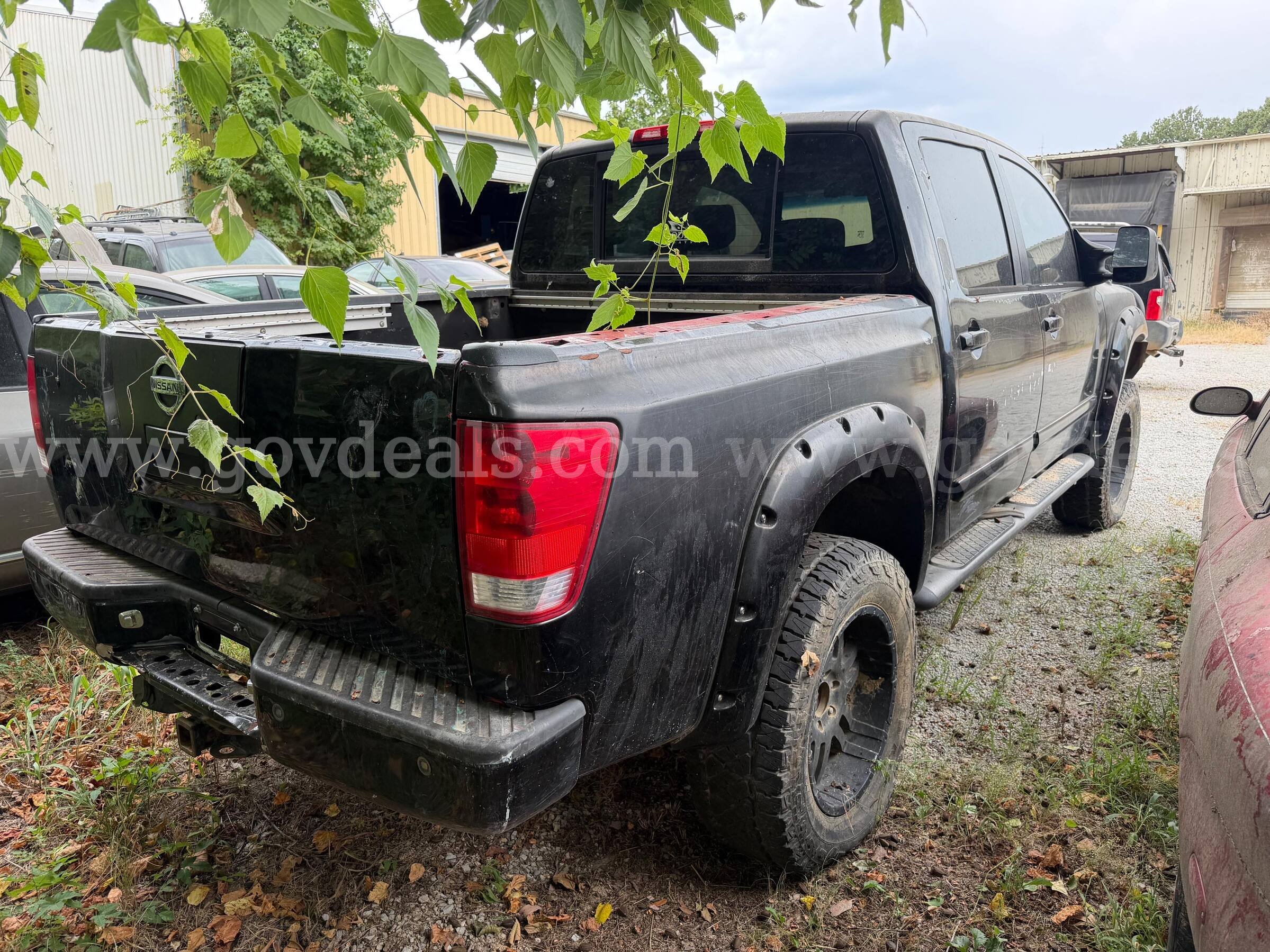 2006 Nissan Titan LE Crew Cab 4WD Nissan Titan Government Surplus Auction - Photo #6