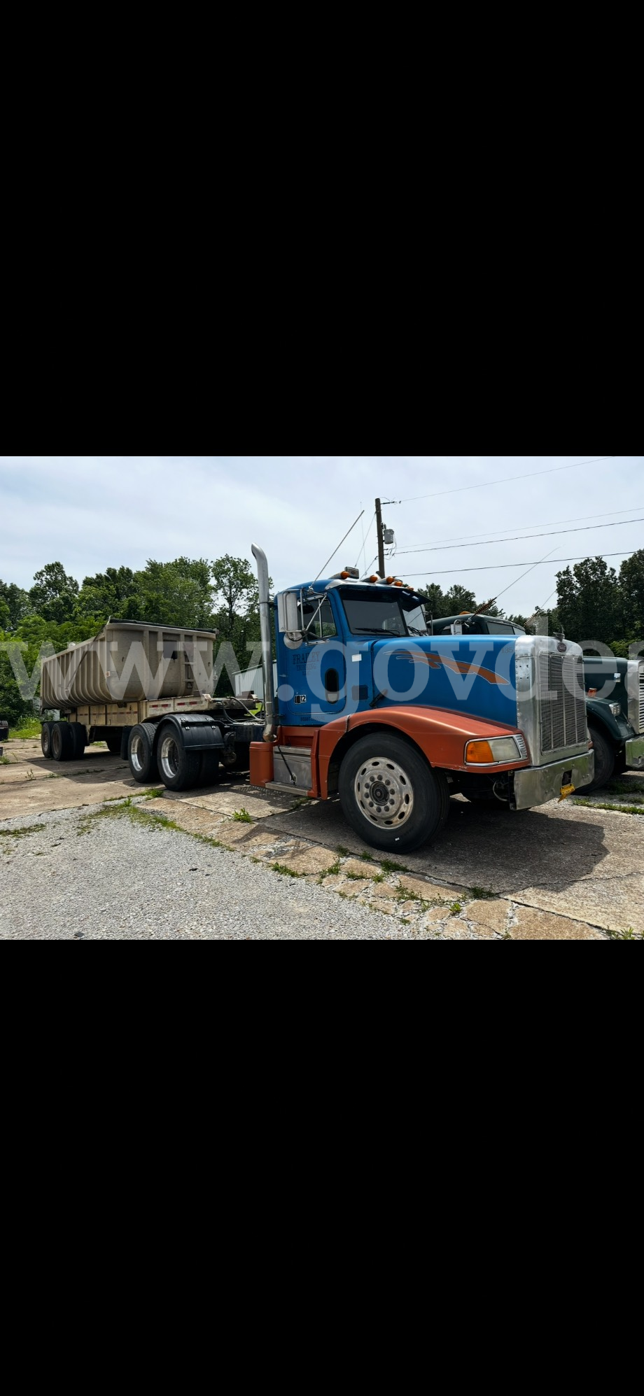 1993 Peterbilt 377 Peterbilt 377 Government Surplus Auction - Photo #5