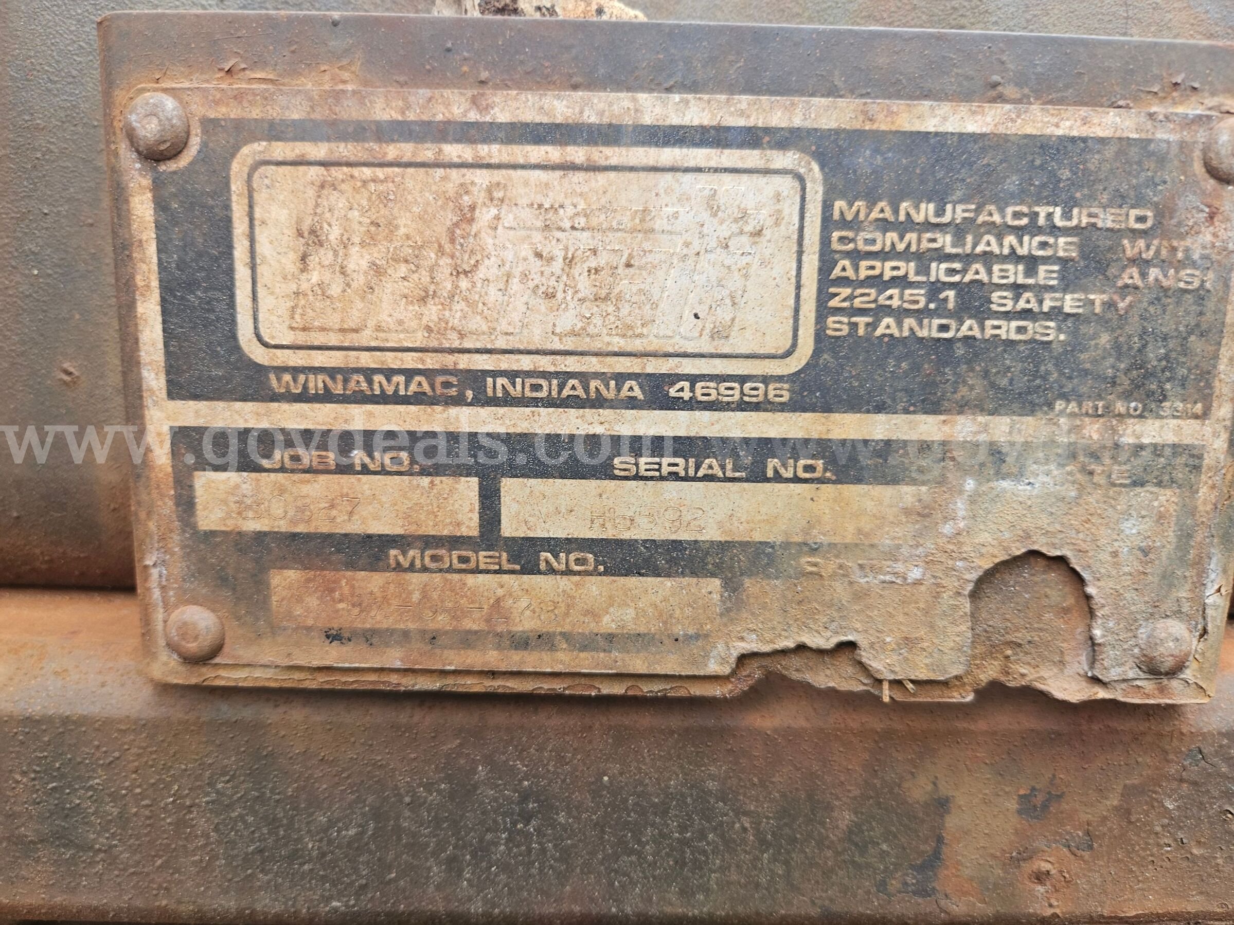 1990 Autocar Tandem Axle Rolloff Truck Autocar ACL Government Surplus Auction - Photo #4