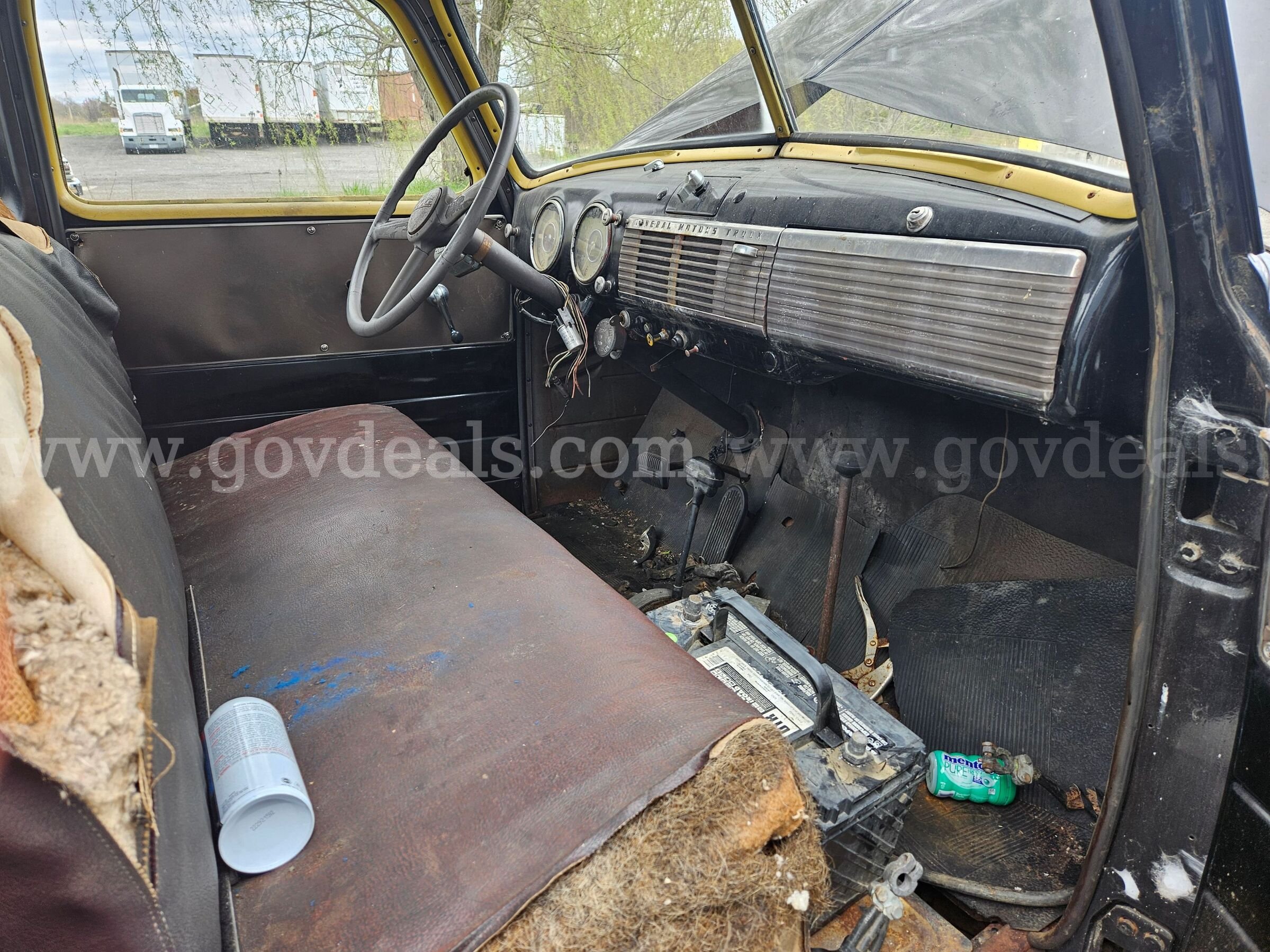 1948 GMC 350 Dual Wheel Truck GMC 350 Government Surplus Auction - Photo #5
