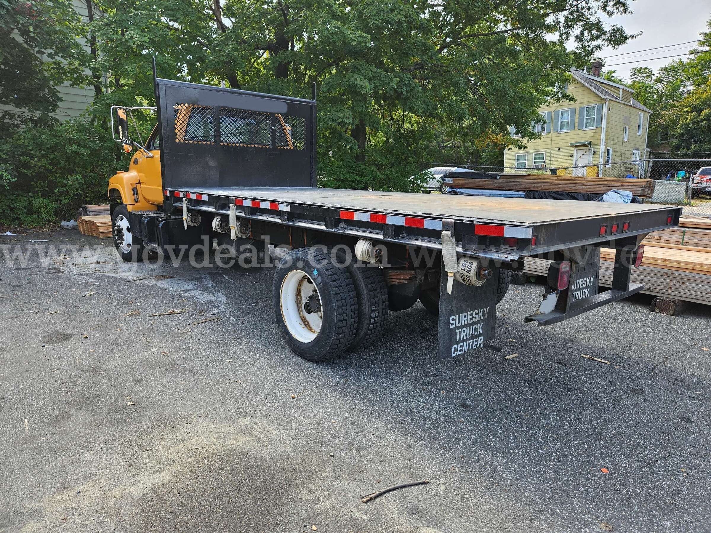 1998 GMC C6500 16FT Flatbed Dump Truck GMC C6500 Government Surplus Auction - Photo #6