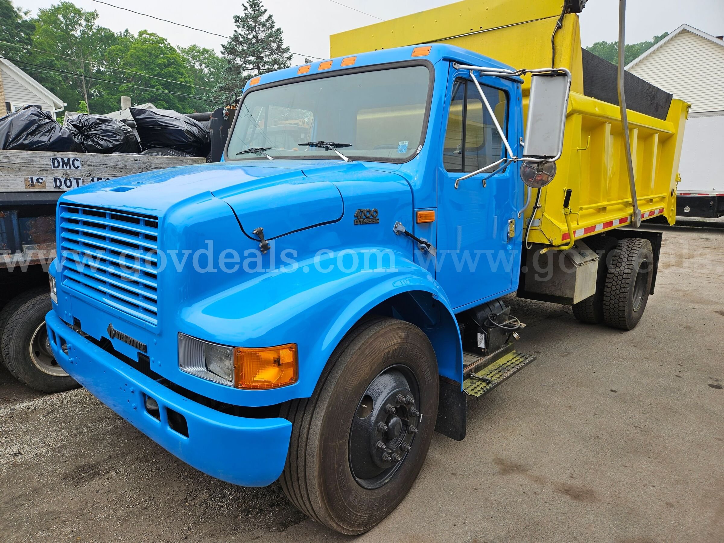 1999 International 4700 International 4700 Government Surplus Auction - Photo #5