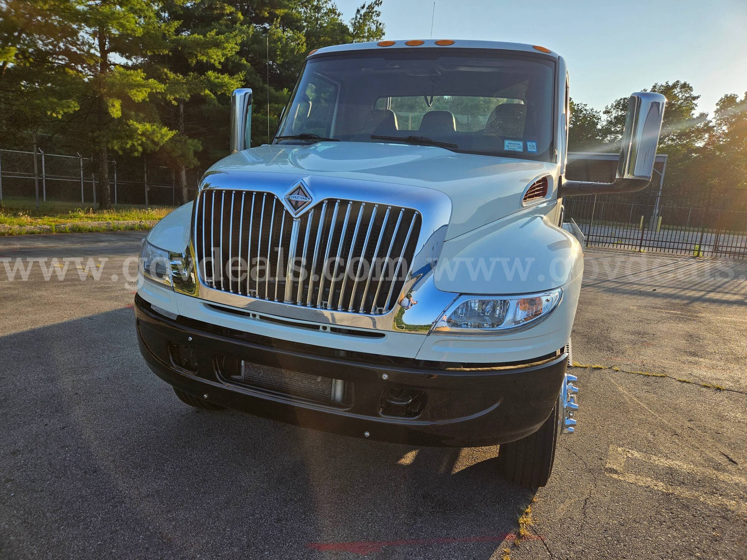 2019 International MV607 International MV607 Government Surplus Auction - Photo #4