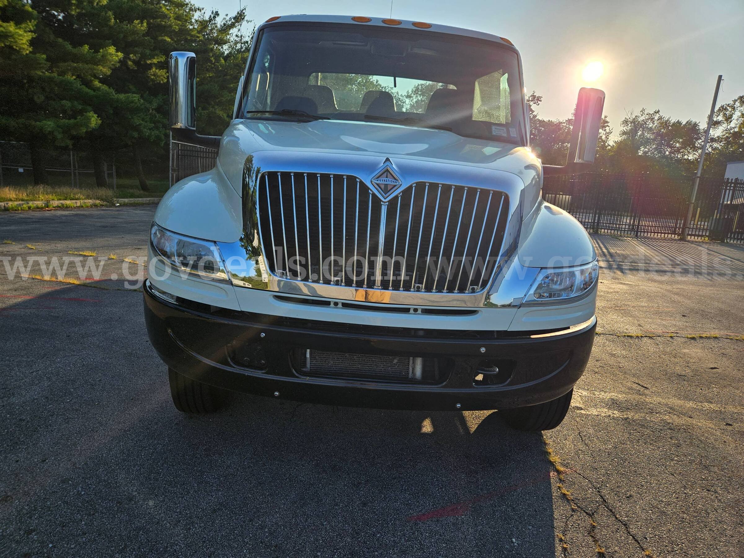 2019 International MV607 International MV607 Government Surplus Auction - Photo #5