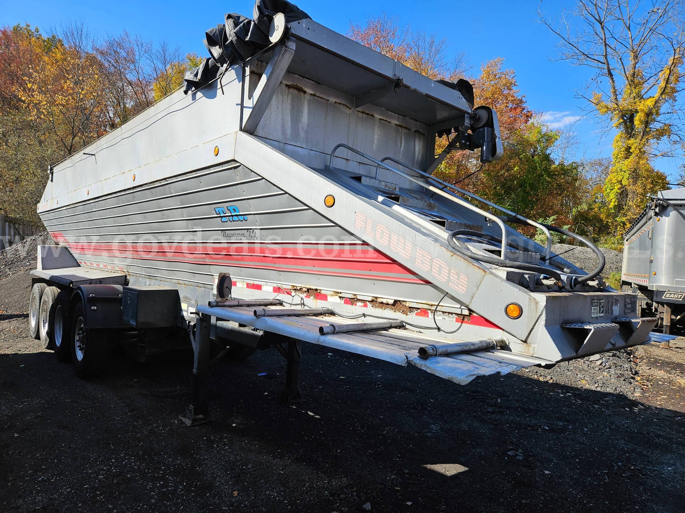 (3) Flowboy Live Bottom Trailers Flow Boy MFG Live Bottom Trailer Government Surplus Auction - Photo #3