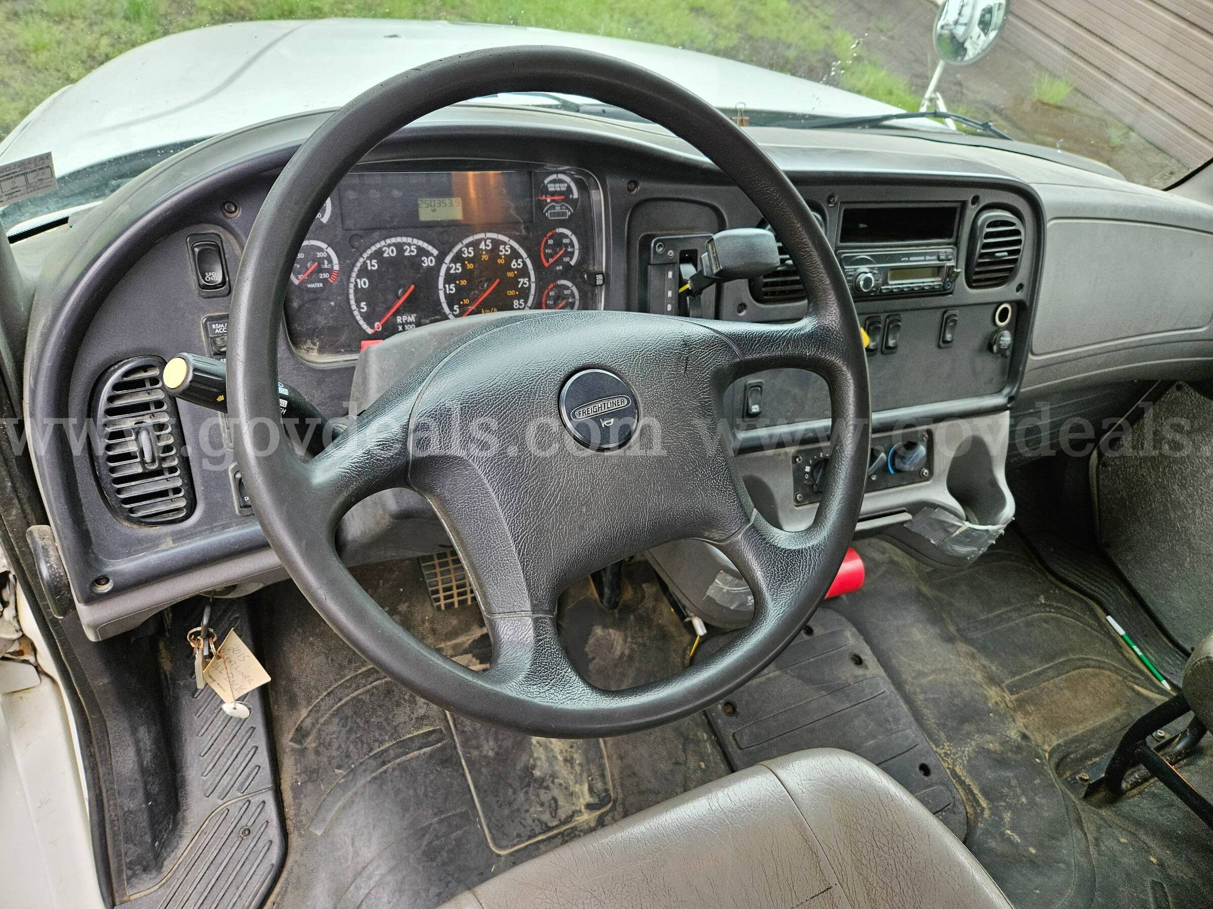 2015 Freightliner M2 106 Freightliner 106 Government Surplus Auction - Photo #6
