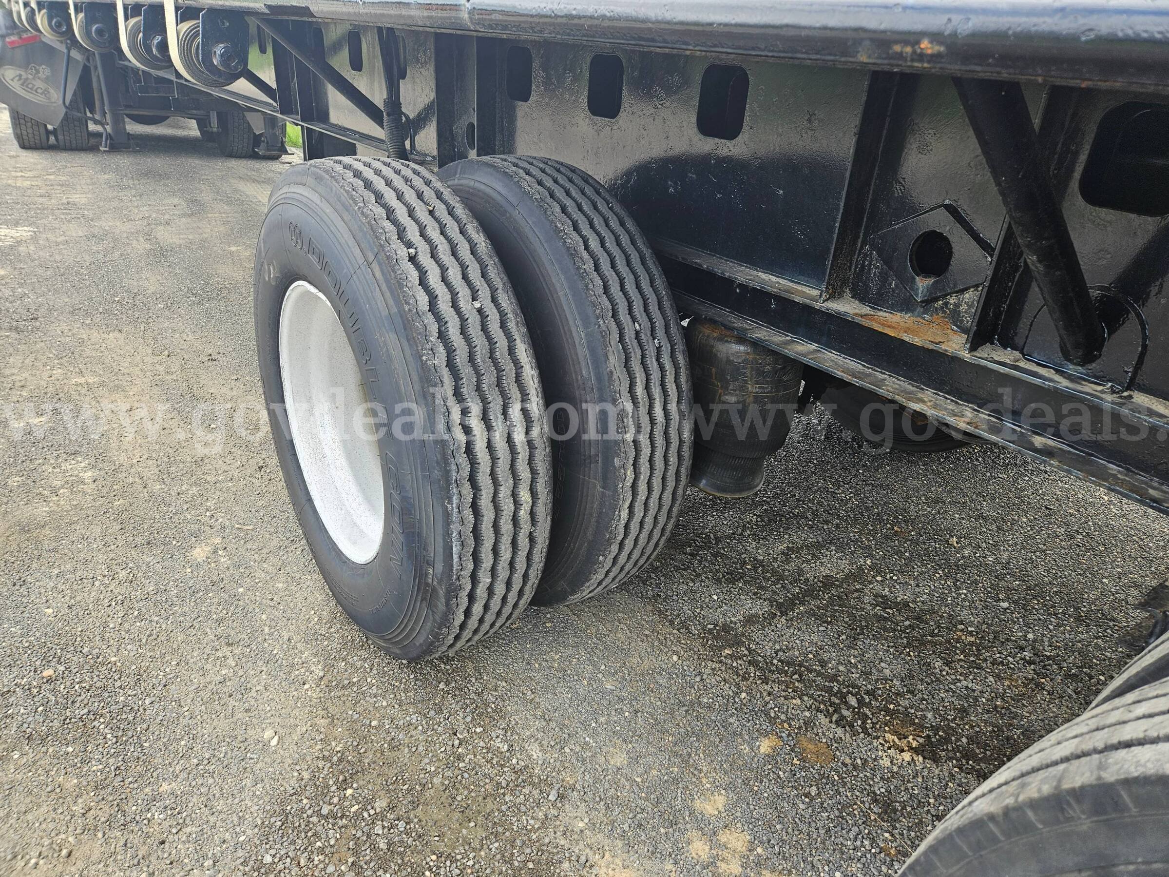 1999 Kalyn Siebert 48FT Tri Axle Extendable Flatbed to 70FT Kalyn Siebert Extendable 70FT Government Surplus Auction - Photo #4