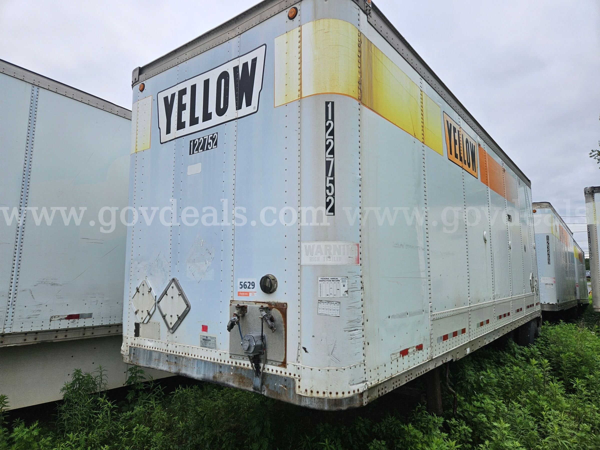 2001 Wabash National 28FT X 102IN Dry Van Trailer Wabash National 102IN Government Surplus Auction - Photo #2