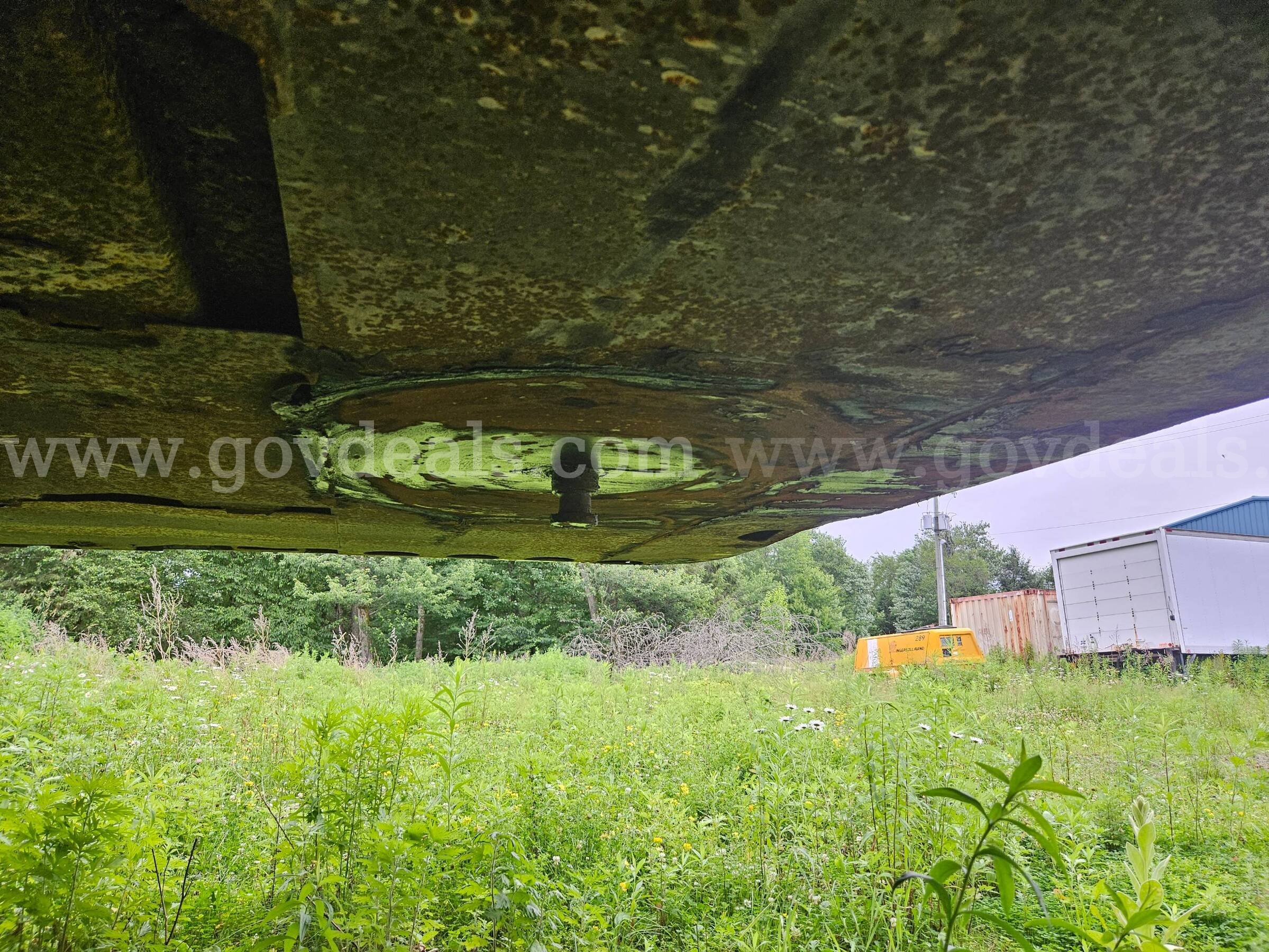 2001 Wabash National 28FT X 102IN Dry Van Trailer Wabash National 102IN Government Surplus Auction - Photo #4