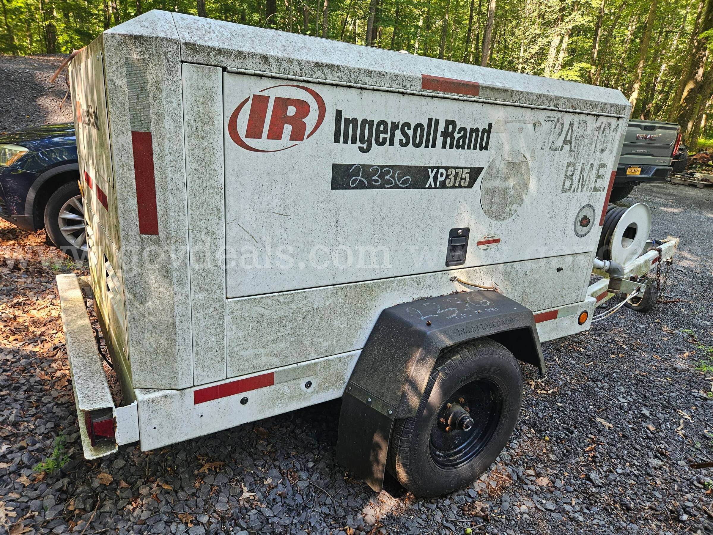 Ingersoll Rand XP375 Tow Behind Air Compressor