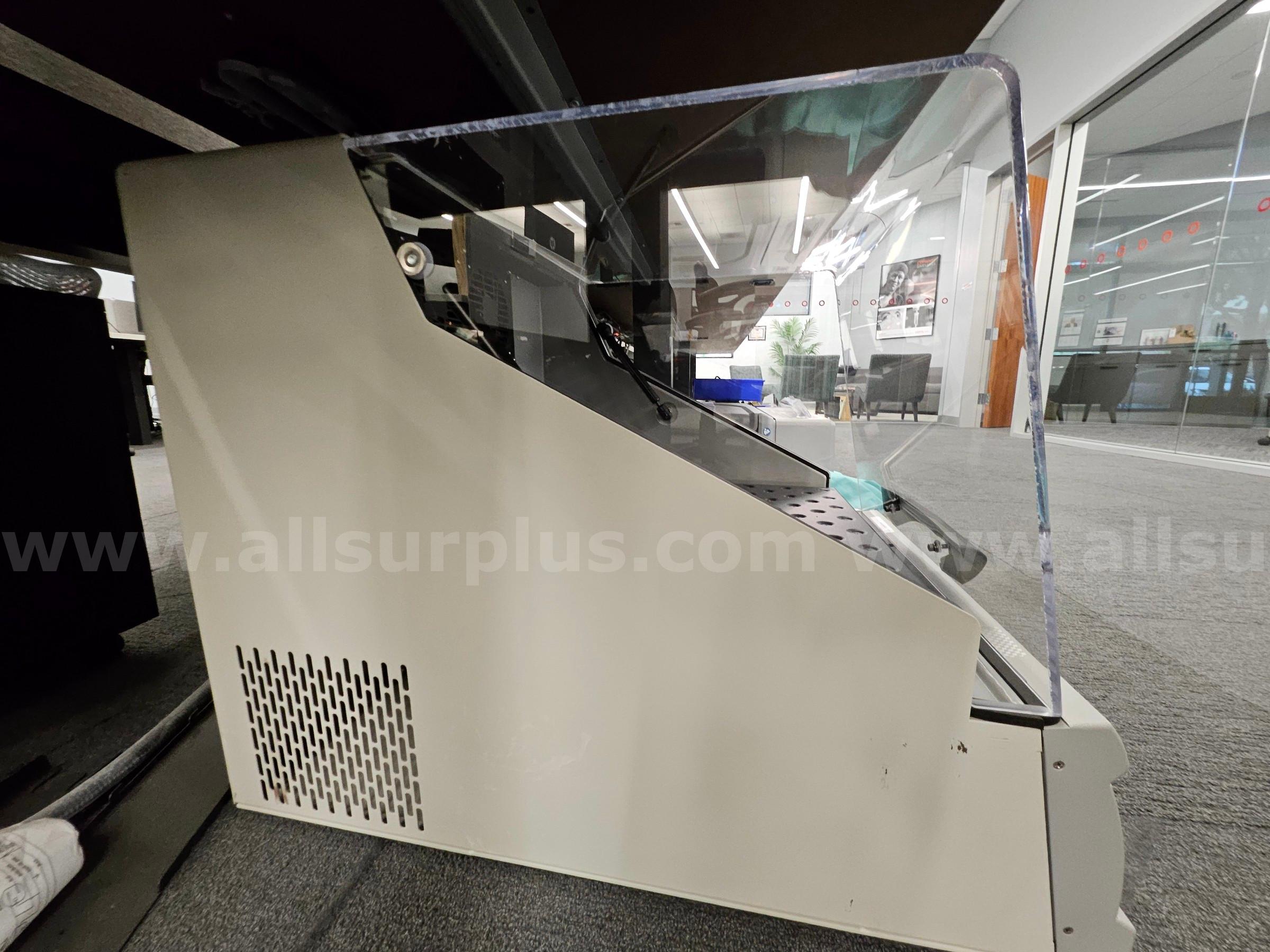 Eppendorf Excella 24 Incubator Shaker Eppendorf New Brunswick M1352-0000 Government Surplus Auction - Photo #3