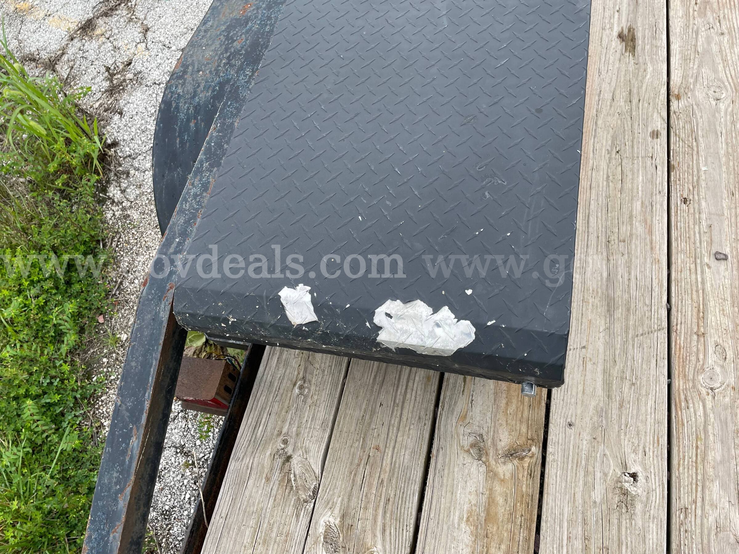 Husky 72" Crossover Truck Toolbox Husky 102101-53-01 Government Surplus Auction - Photo #4