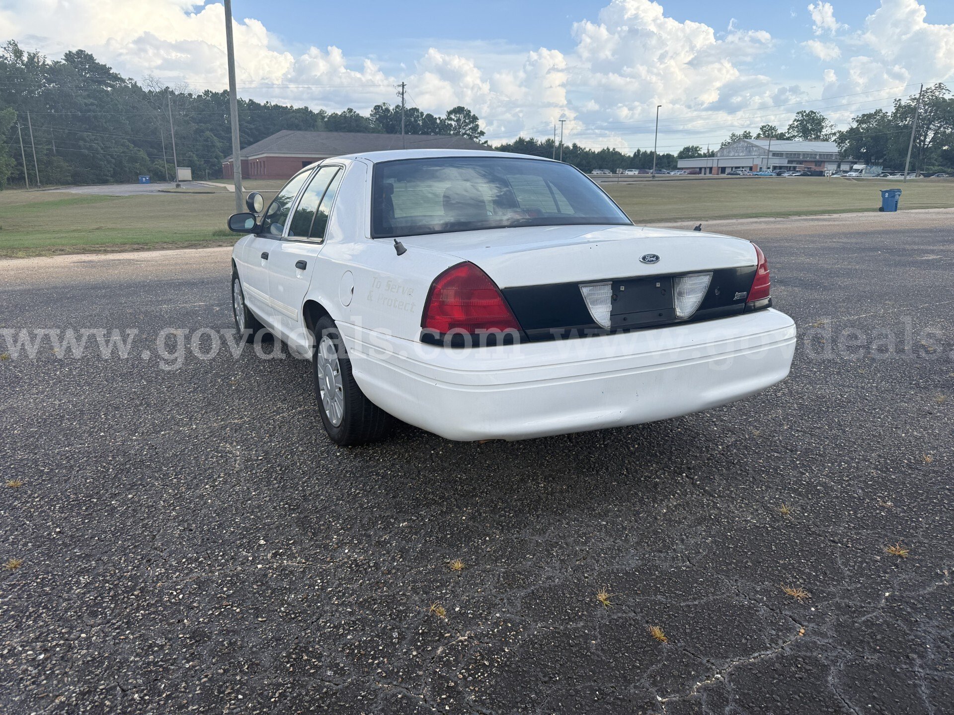 2011 Ford Crown Victoria Ford Crown Victoria Government Surplus Auction - Photo #5