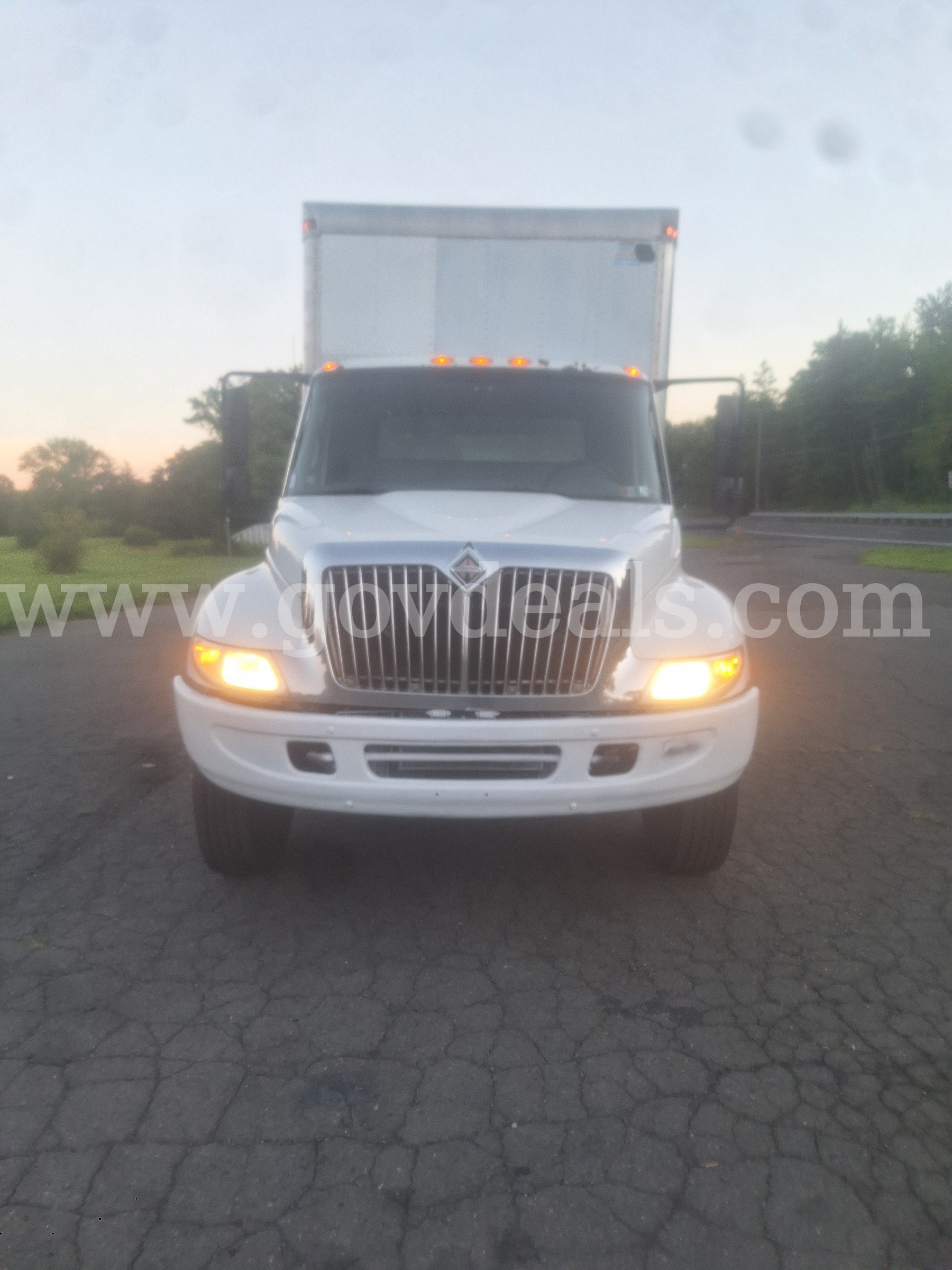 Id #18 2006 International 4300 . International 4300 Government Surplus Auction - Photo #3