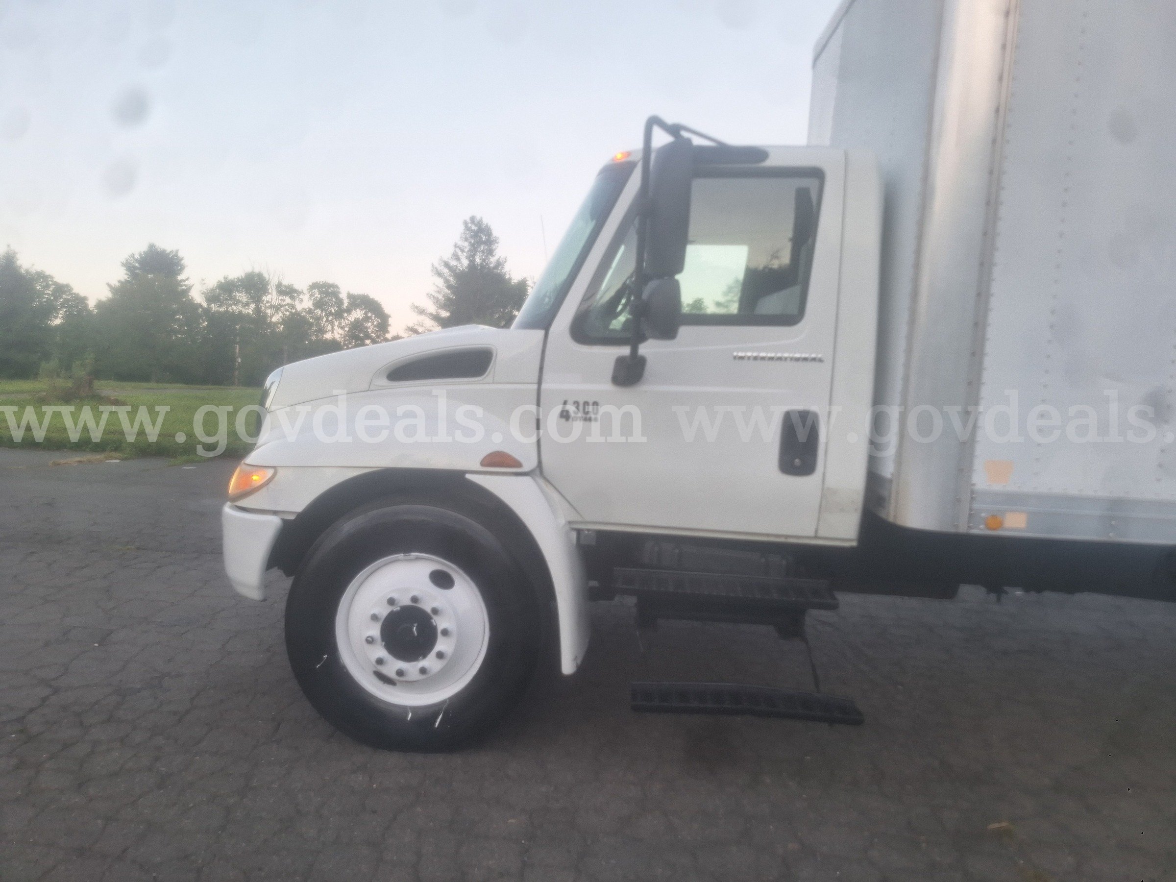 Id #18 2006 International 4300 . International 4300 Government Surplus Auction - Photo #5