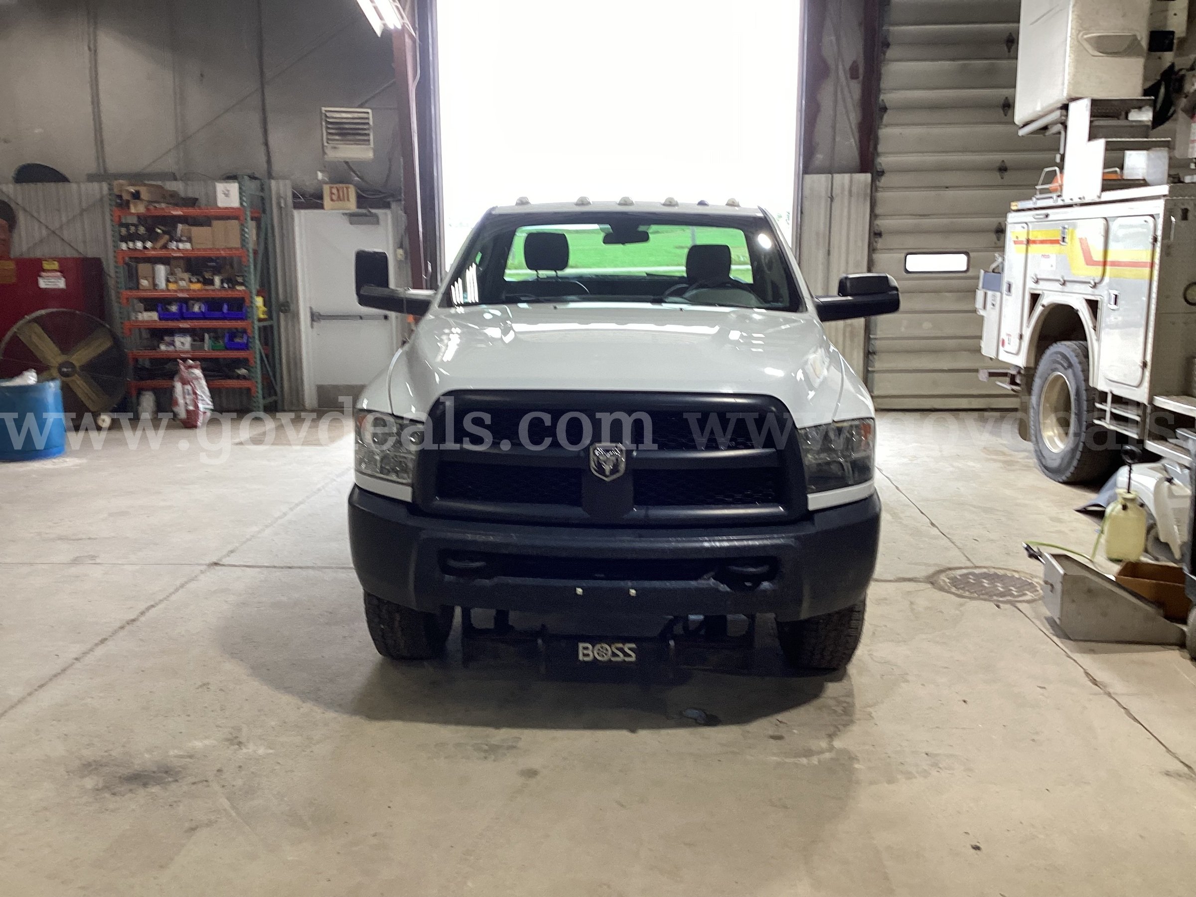 2016 Dodge Ram 2500 4x4 Dodge Ram 2500 Government Surplus Auction - Photo #2
