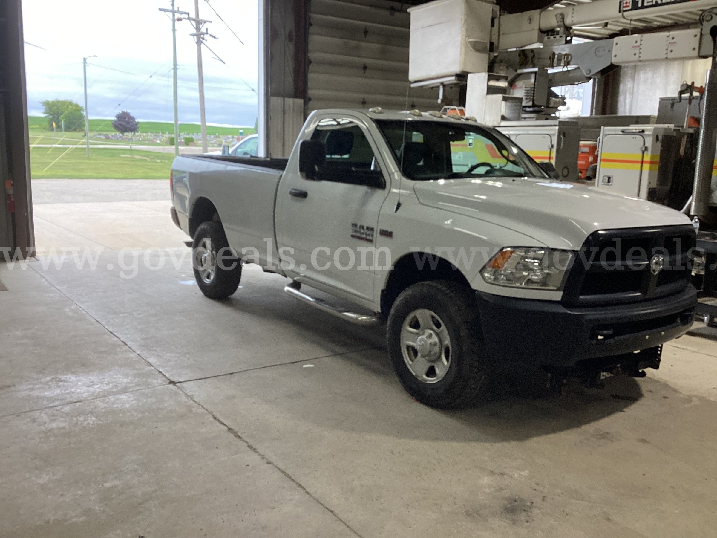 2016 Dodge Ram 2500 4x4 Dodge Ram 2500 Government Surplus Auction - Photo #3