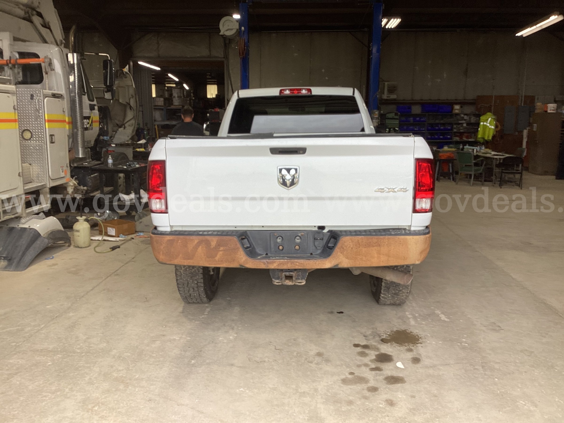 2016 Dodge Ram 2500 4x4 Dodge Ram 2500 Government Surplus Auction - Photo #4