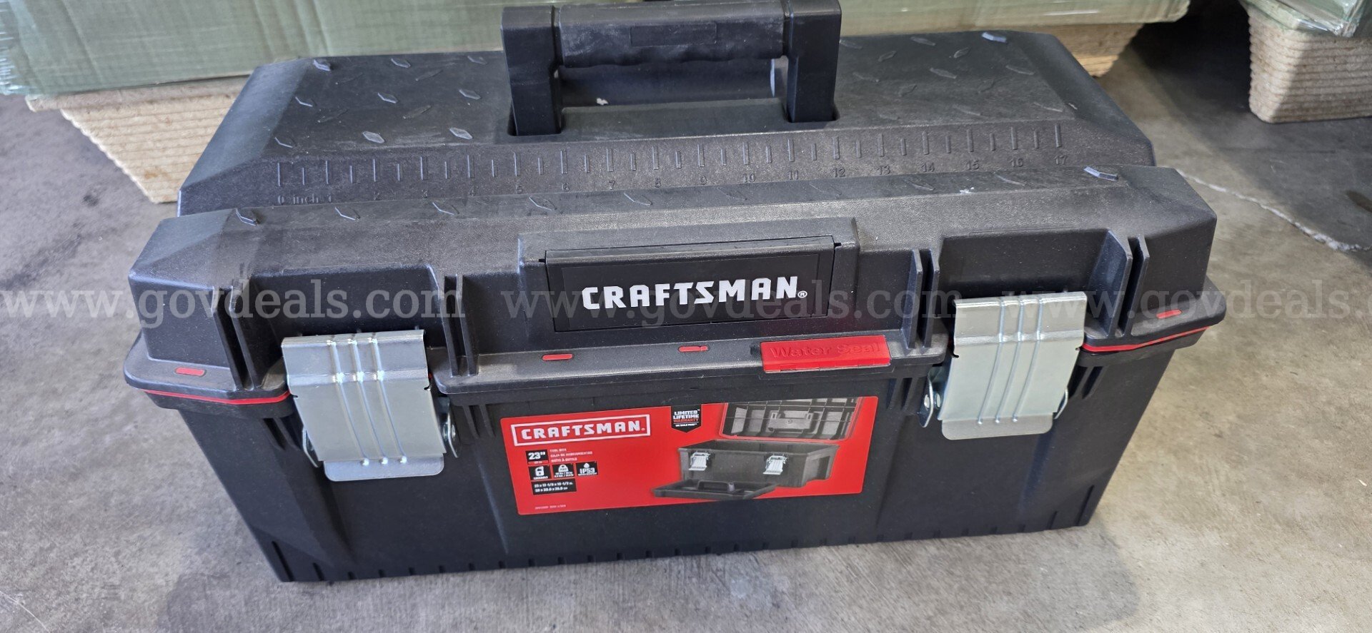 LOW RESERVE! BRAND NEW Carlyle (by NAPA) & Craftsman Toolboxes and tool organizers Bulk Pallet Lot Craftsman/Carlyle/NAPA CMST23001, CMXAFLG32161, TBORG 16, TBHD 16, TBBP Government Surplus Auction - Photo #2