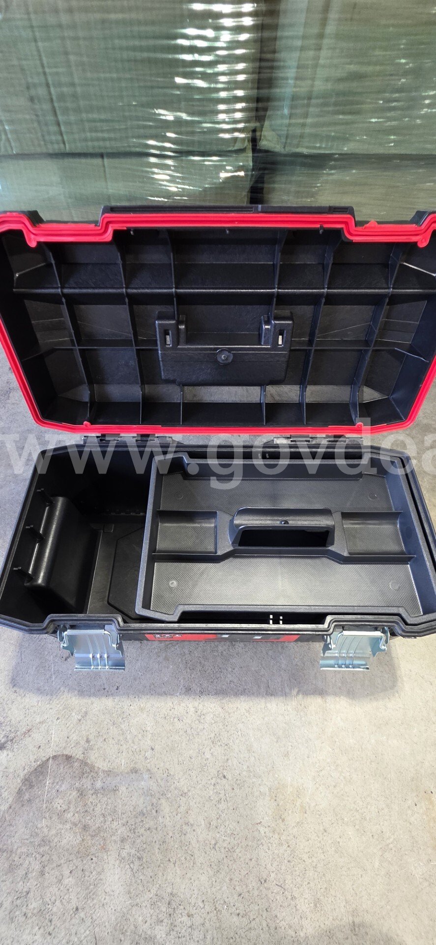LOW RESERVE! BRAND NEW Carlyle (by NAPA) & Craftsman Toolboxes and tool organizers Bulk Pallet Lot Craftsman/Carlyle/NAPA CMST23001, CMXAFLG32161, TBORG 16, TBHD 16, TBBP Government Surplus Auction - Photo #4
