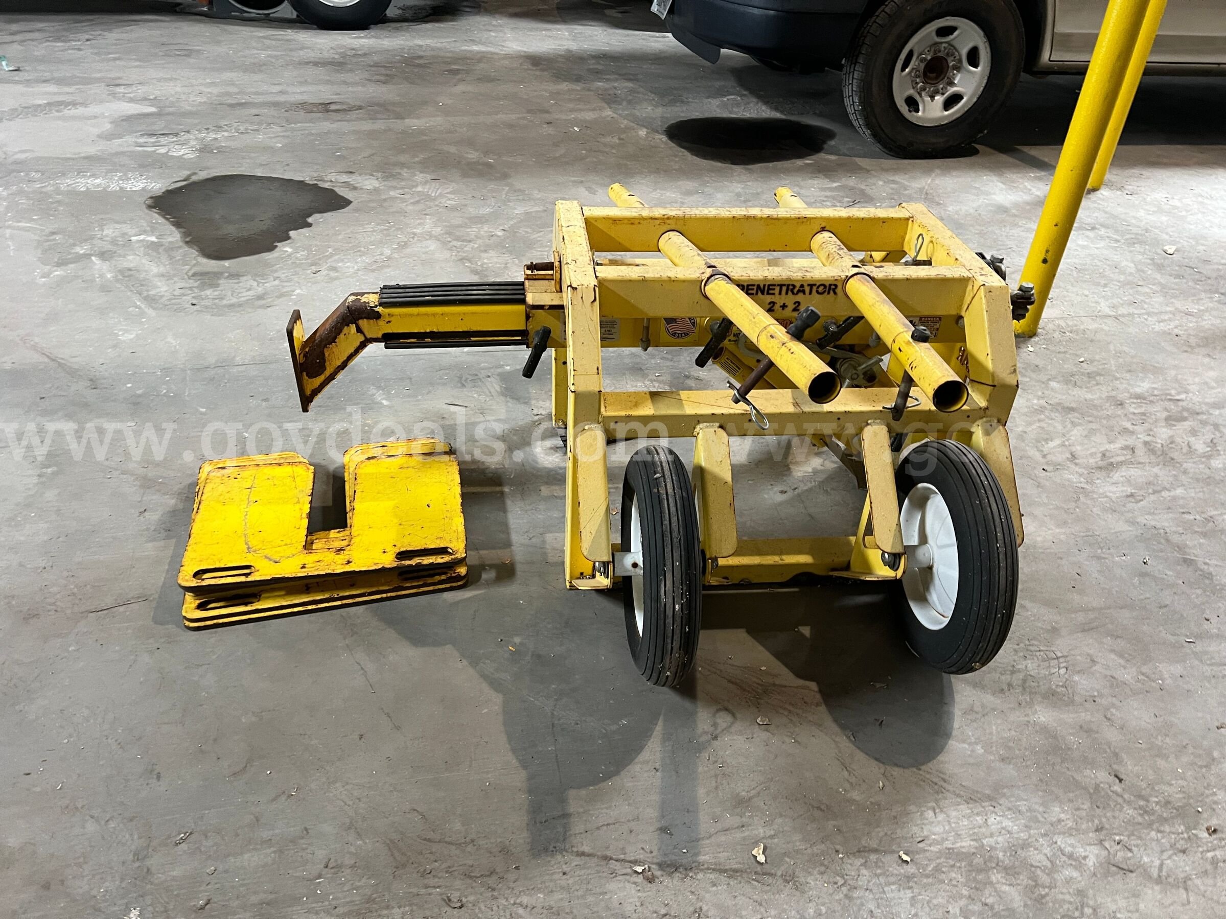 Tie Down Engineering Penetrator Mobile Fall Protection Tie Down Engineering Penetrator 2+2 Government Surplus Auction - Photo #6
