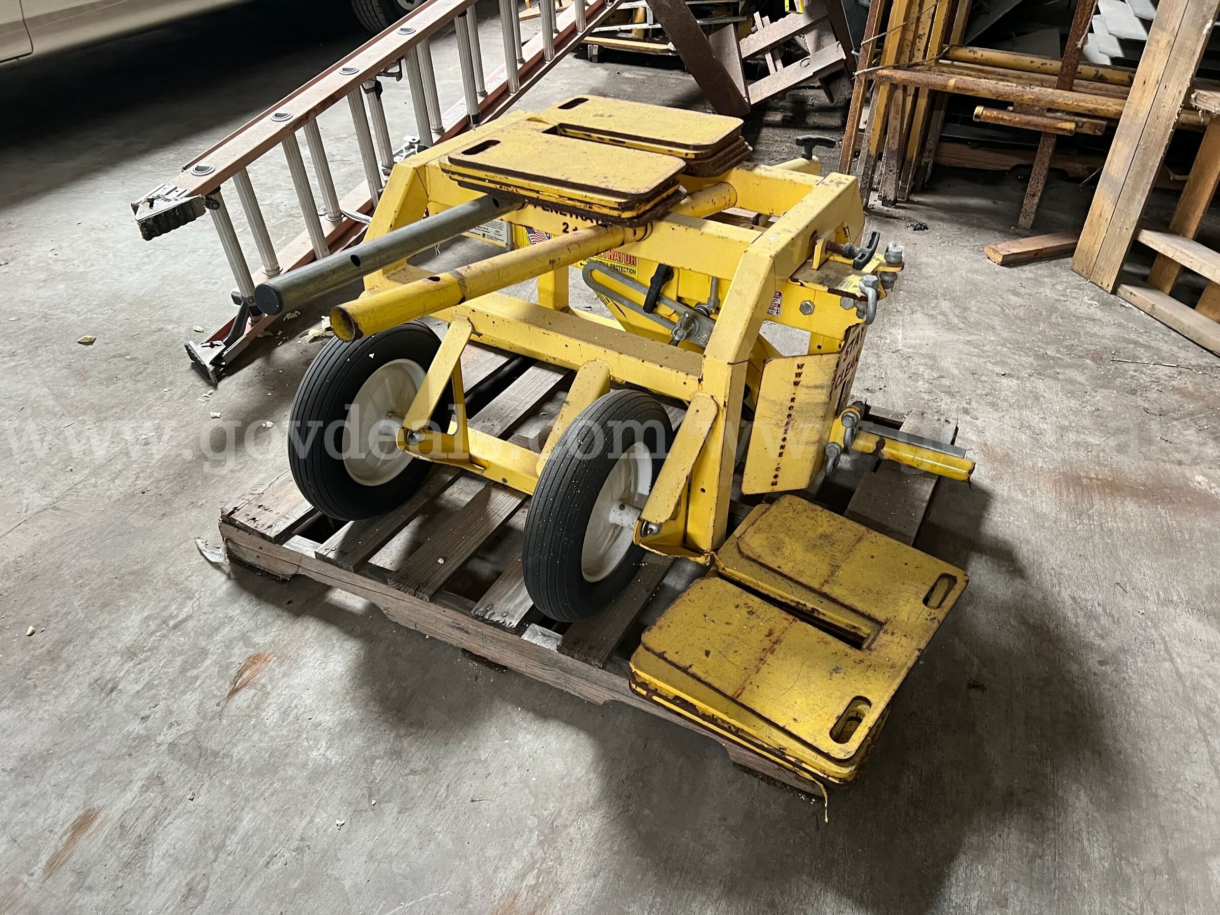 Tie Down Engineering Penetrator Mobile Fall Protection Tie Down Engineering Penetrator 2+2 Government Surplus Auction - Photo #4