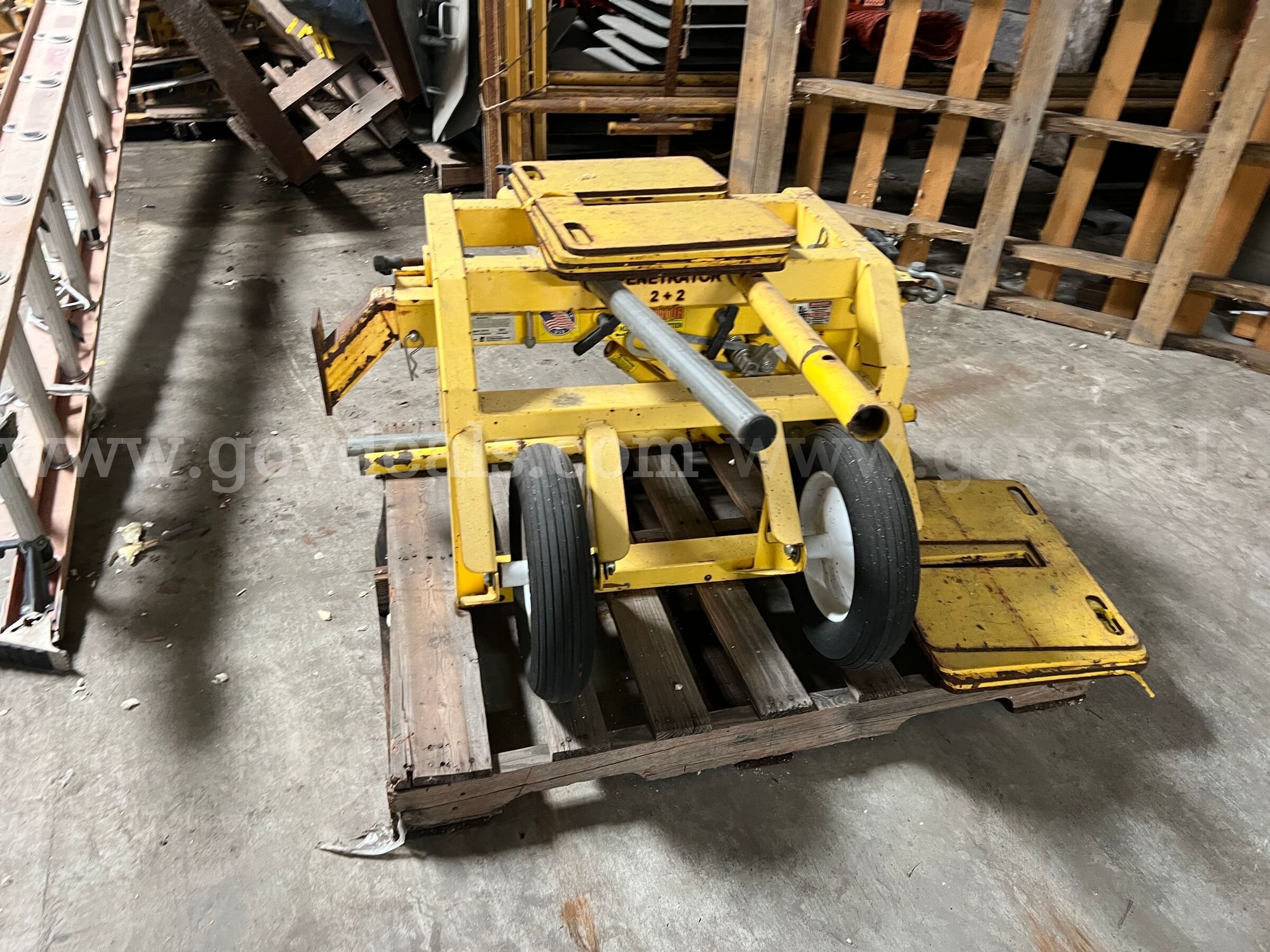 Tie Down Engineering Penetrator Mobile Fall Protection Tie Down Engineering Penetrator 2+2 Government Surplus Auction - Photo #5