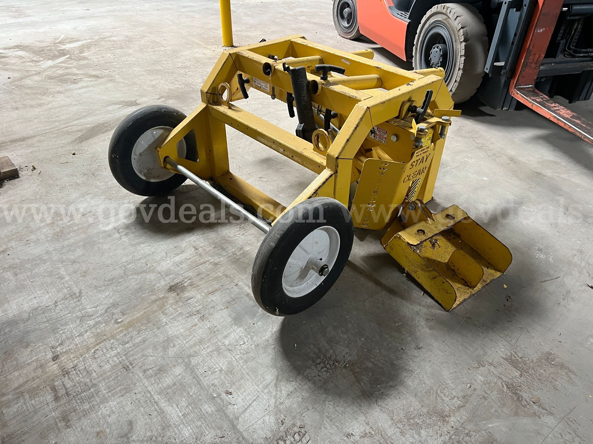 Tie Down Engineering Penetrator Mobile Fall Protection Tie Down Engineering Penetrator 2+2 Government Surplus Auction - Photo #4