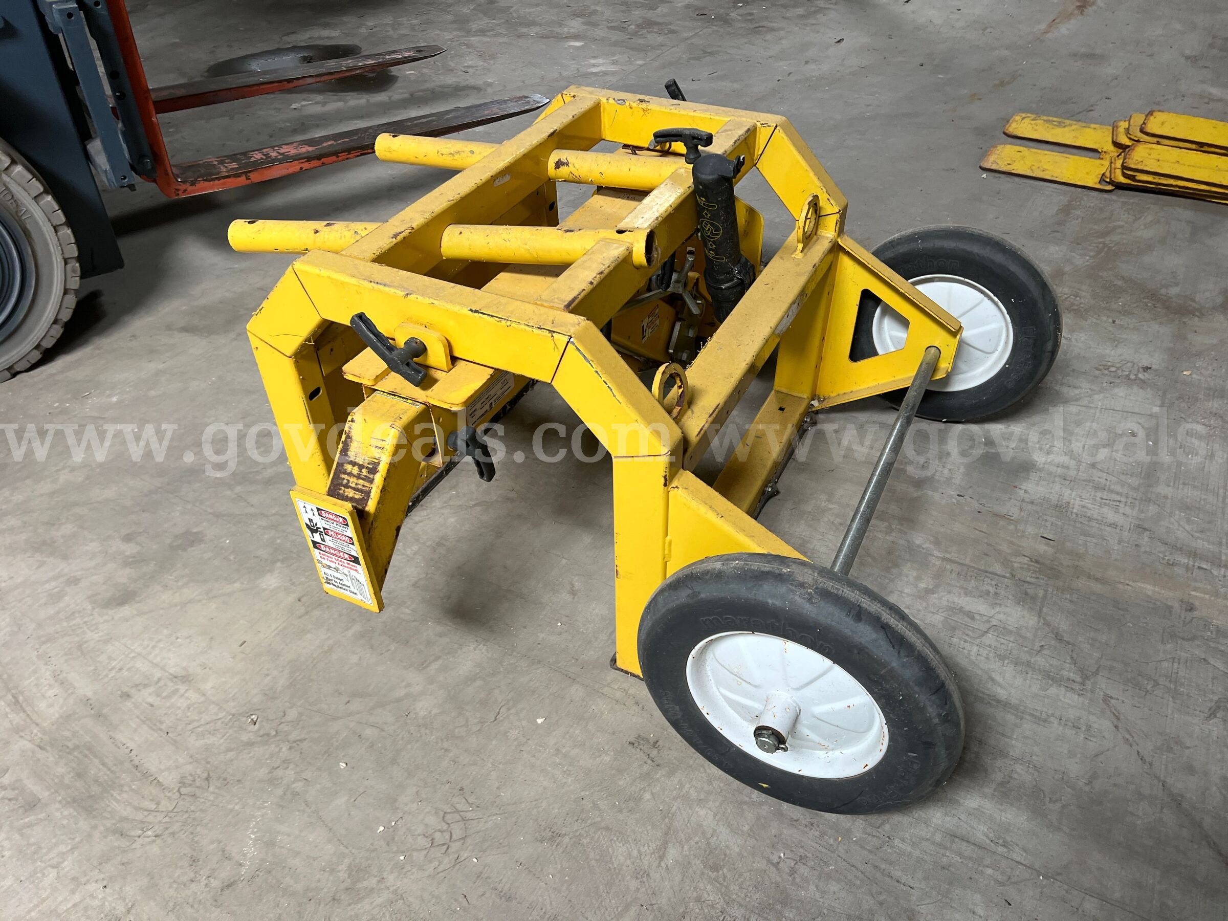 Tie Down Engineering Penetrator Mobile Fall Protection Tie Down Engineering Penetrator 2+2 Government Surplus Auction - Photo #6