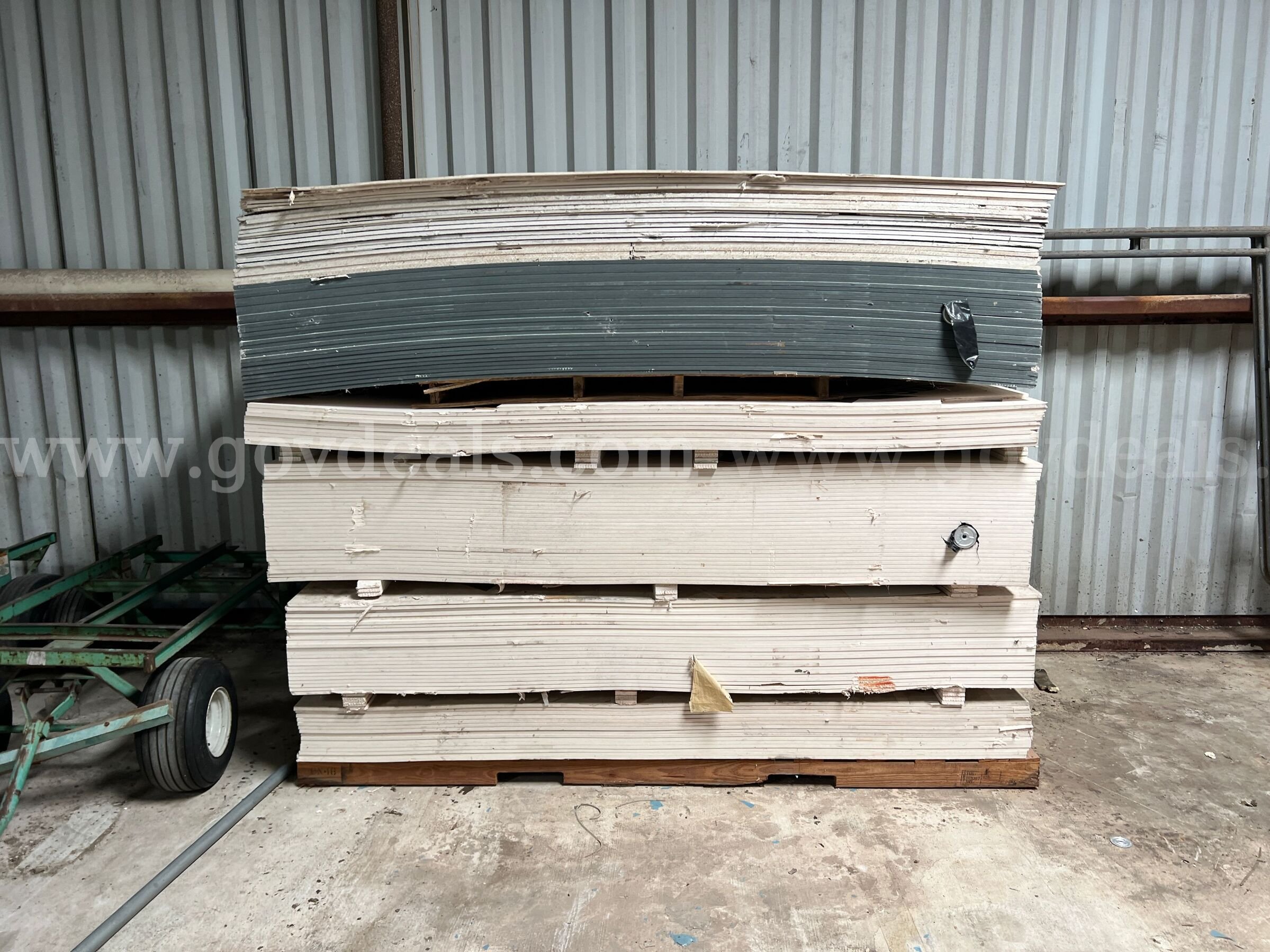 1/2" Drywall   Government Surplus Auction - Photo #2