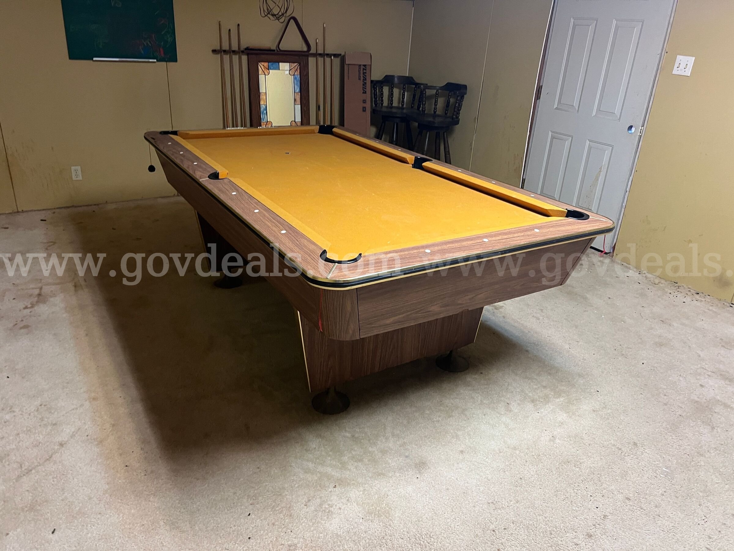All-Tech Industries 717 Pool Table All-Tech 717 Government Surplus Auction - Photo #2