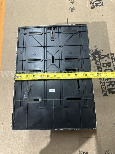 Georgia-Pacific Plastic Paper Towel Dispenser Georgia-Pacific  Government Surplus Auction - Photo #2