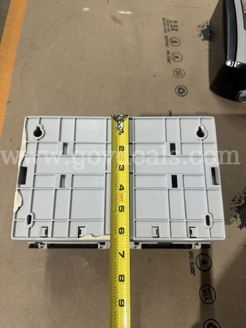 Georgia-Pacific Compact Toilet Paper Holder Georgia-Pacific  Government Surplus Auction - Photo #2