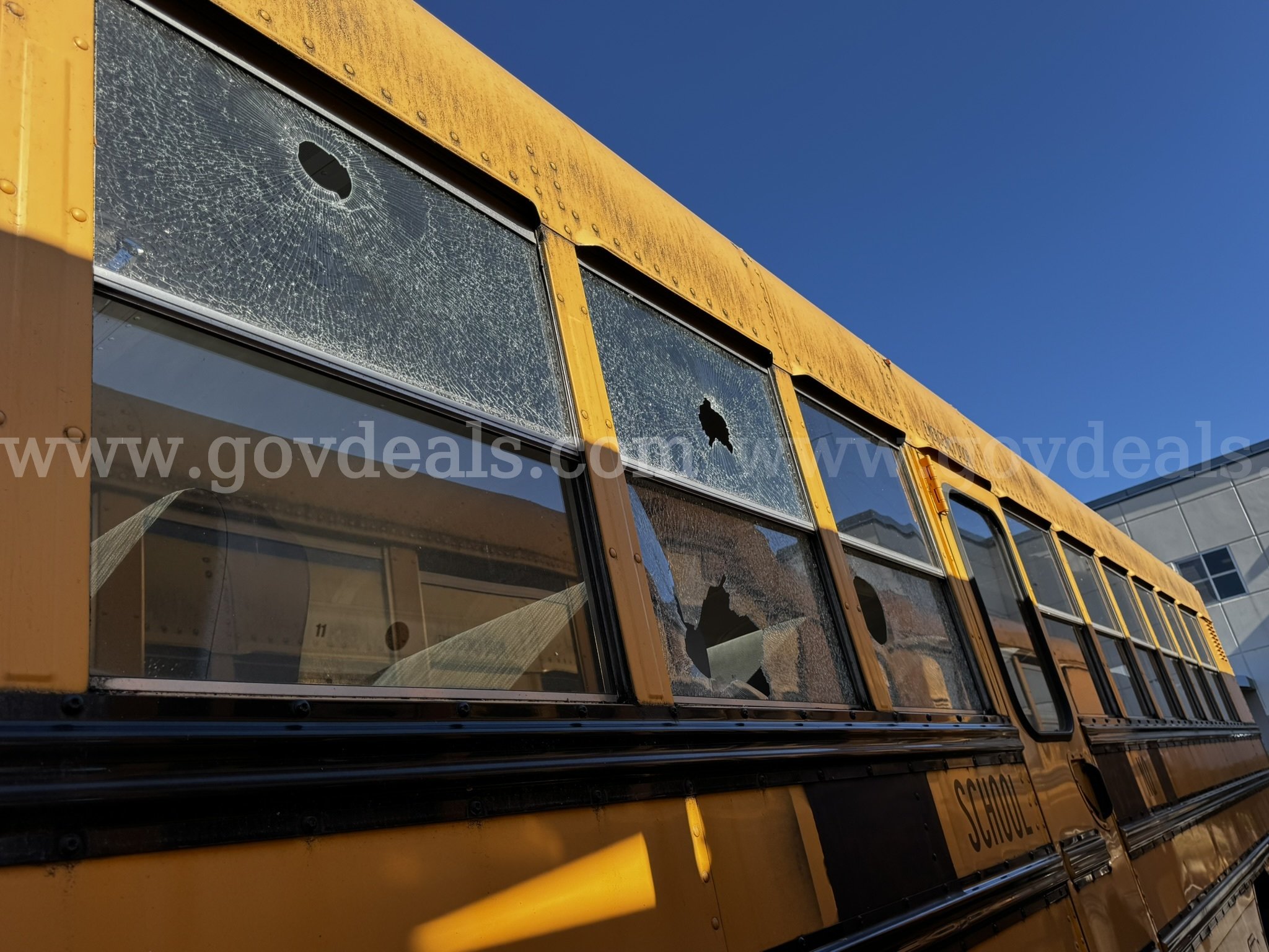 2013 Blue Bird T3RE All American School Bus Blue Bird All American/All Canadian Government Surplus Auction - Photo #4