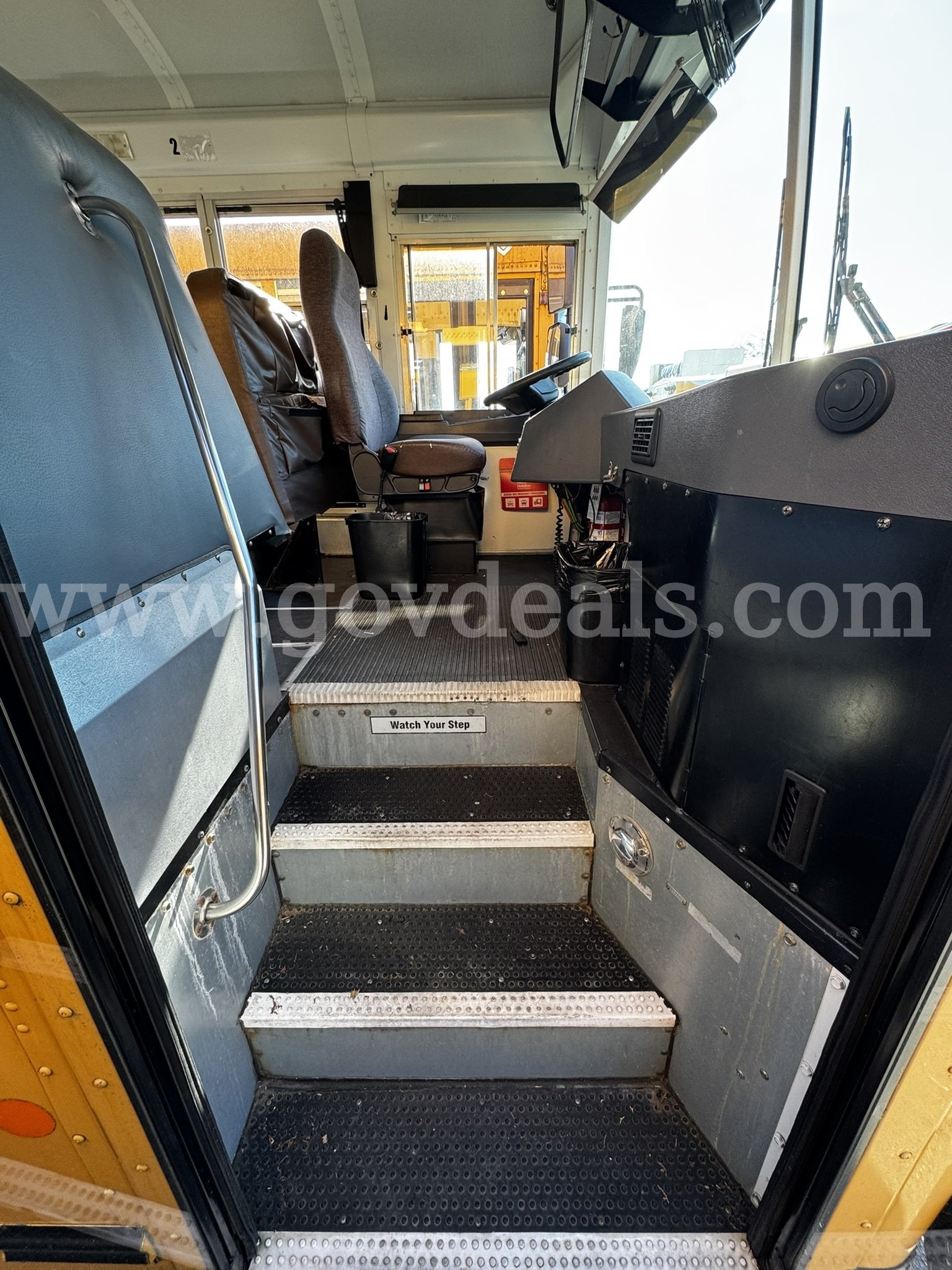 2013 Blue Bird T3RE All American School Bus Blue Bird All American/All Canadian Government Surplus Auction - Photo #5