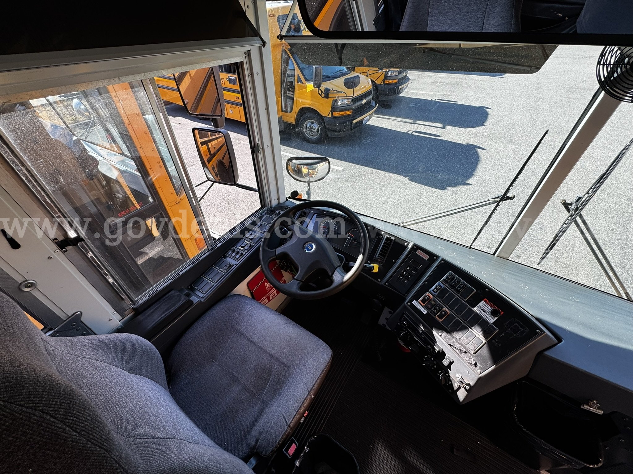 2013 Blue Bird T3RE All American School Bus Blue Bird All American/All Canadian Government Surplus Auction - Photo #6