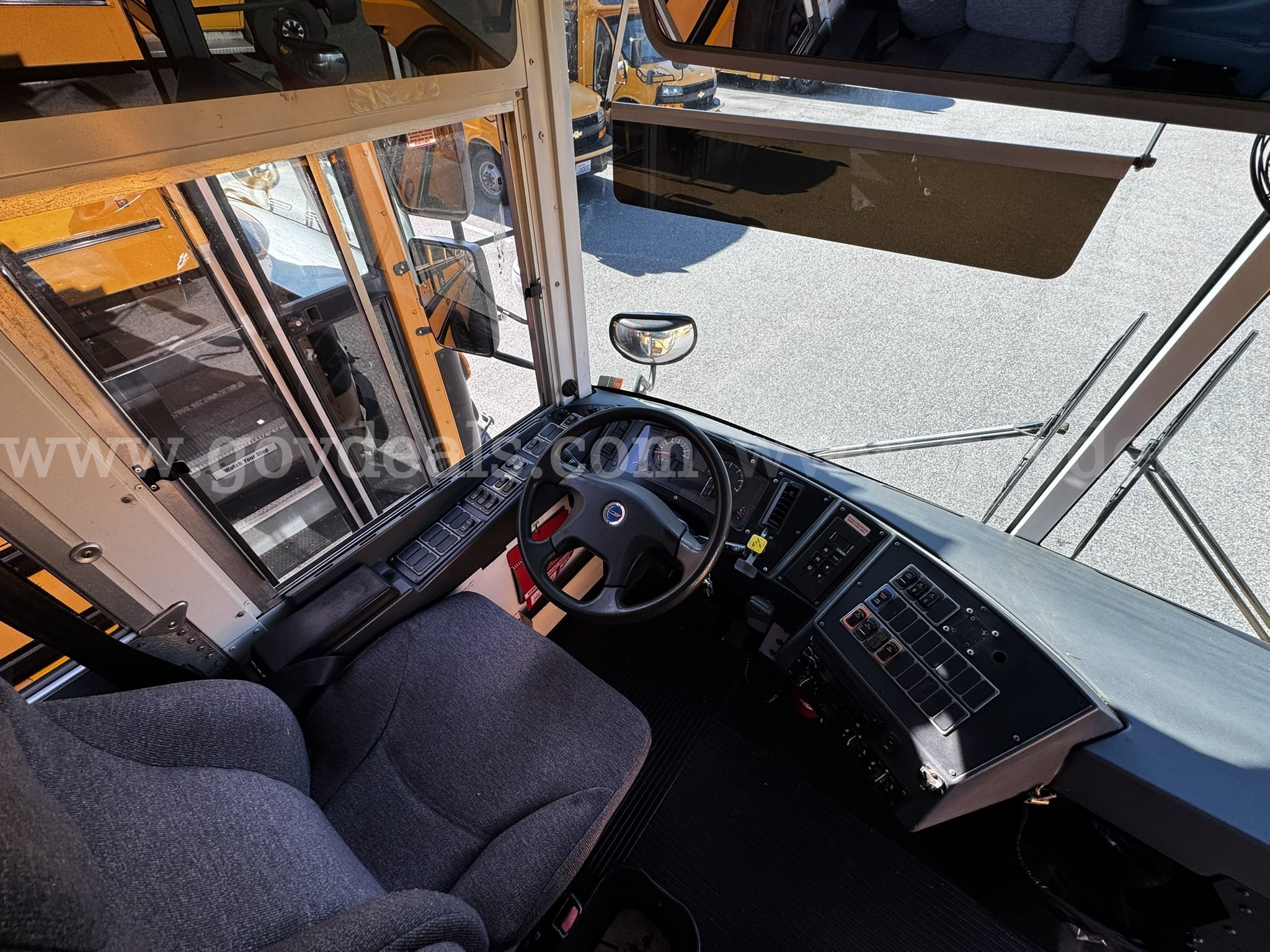 2013 Blue Bird T3RE All American School Bus Blue Bird All American/All Canadian Government Surplus Auction - Photo #6