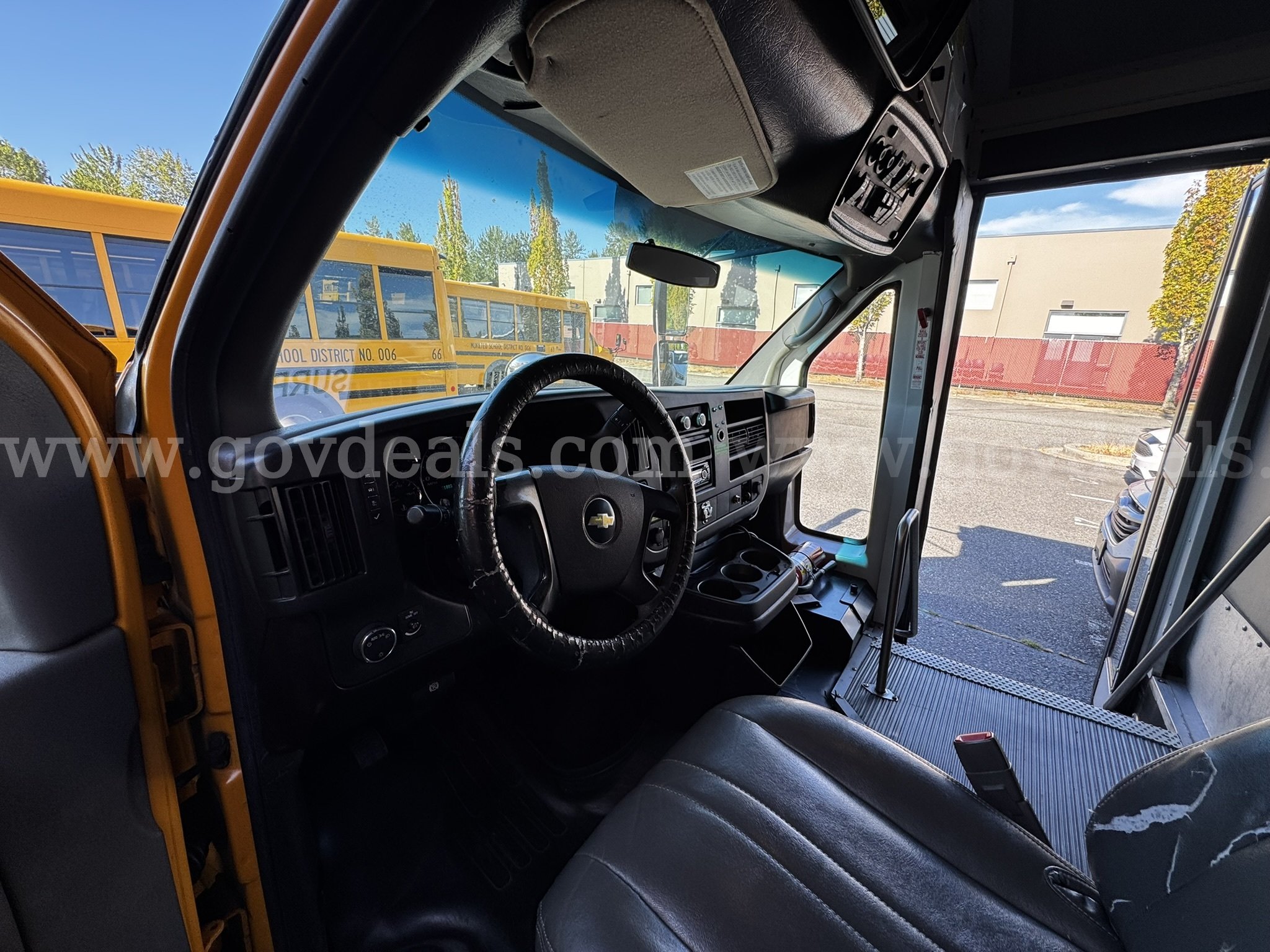 2010 Chevrolet Express Thomas Minotour School Bus Chevrolet Express Government Surplus Auction - Photo #6