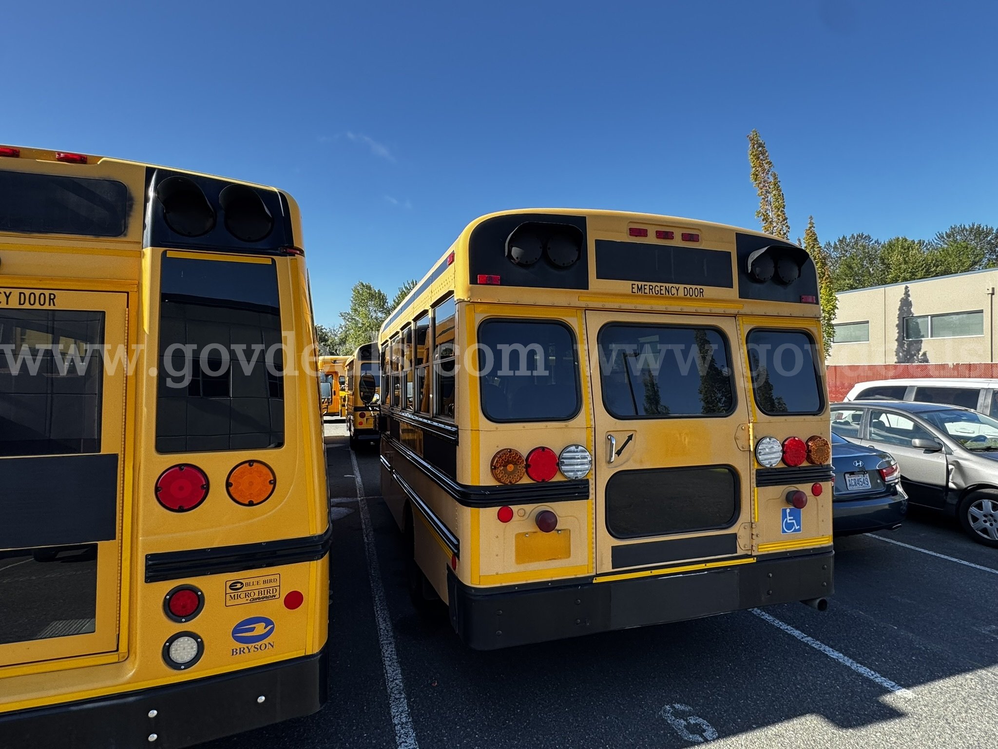 2006 Chevrolet Express Bluebird Handy School Bus Chevrolet Express Government Surplus Auction - Photo #3