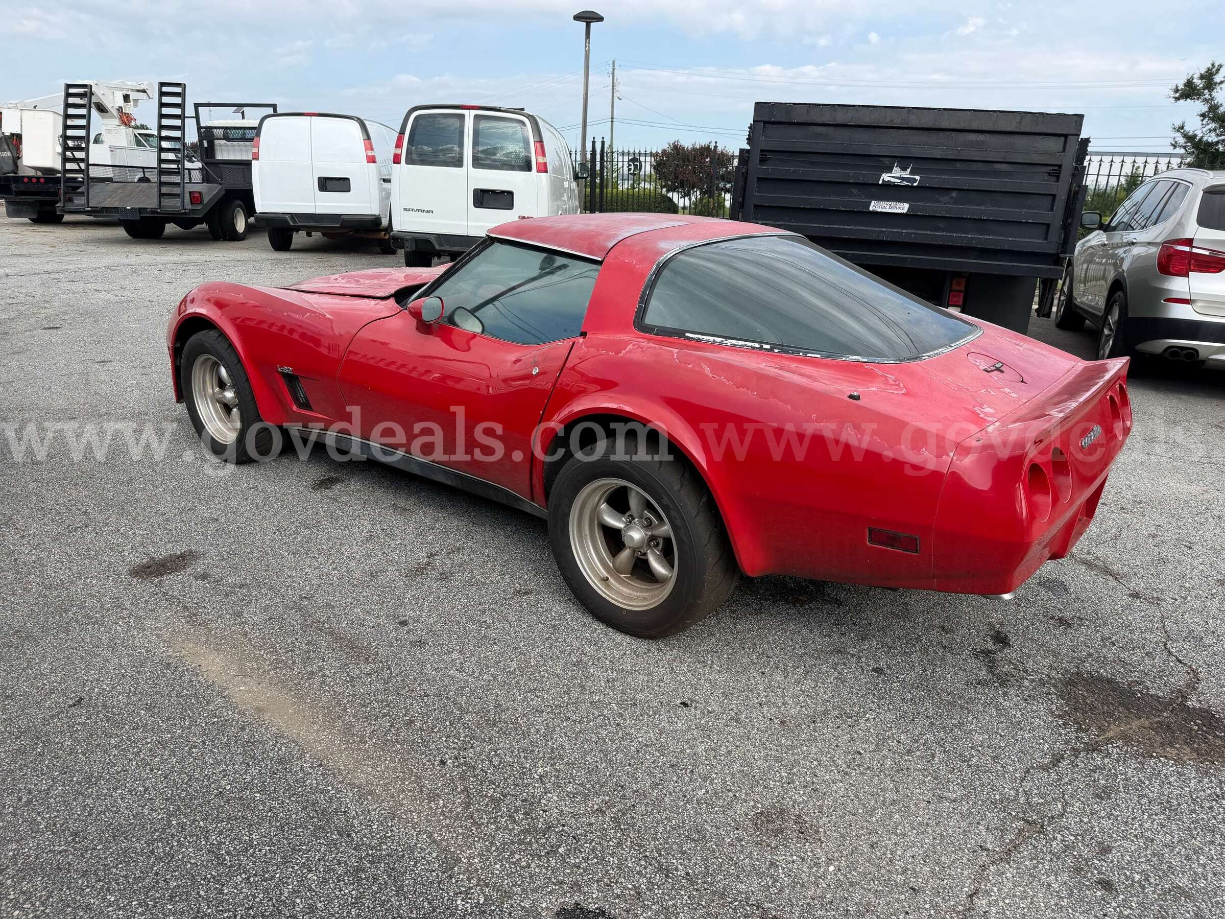 1981 Chevrolet Corvette Coupe Chevrolet Corvette Government Surplus Auction - Photo #2