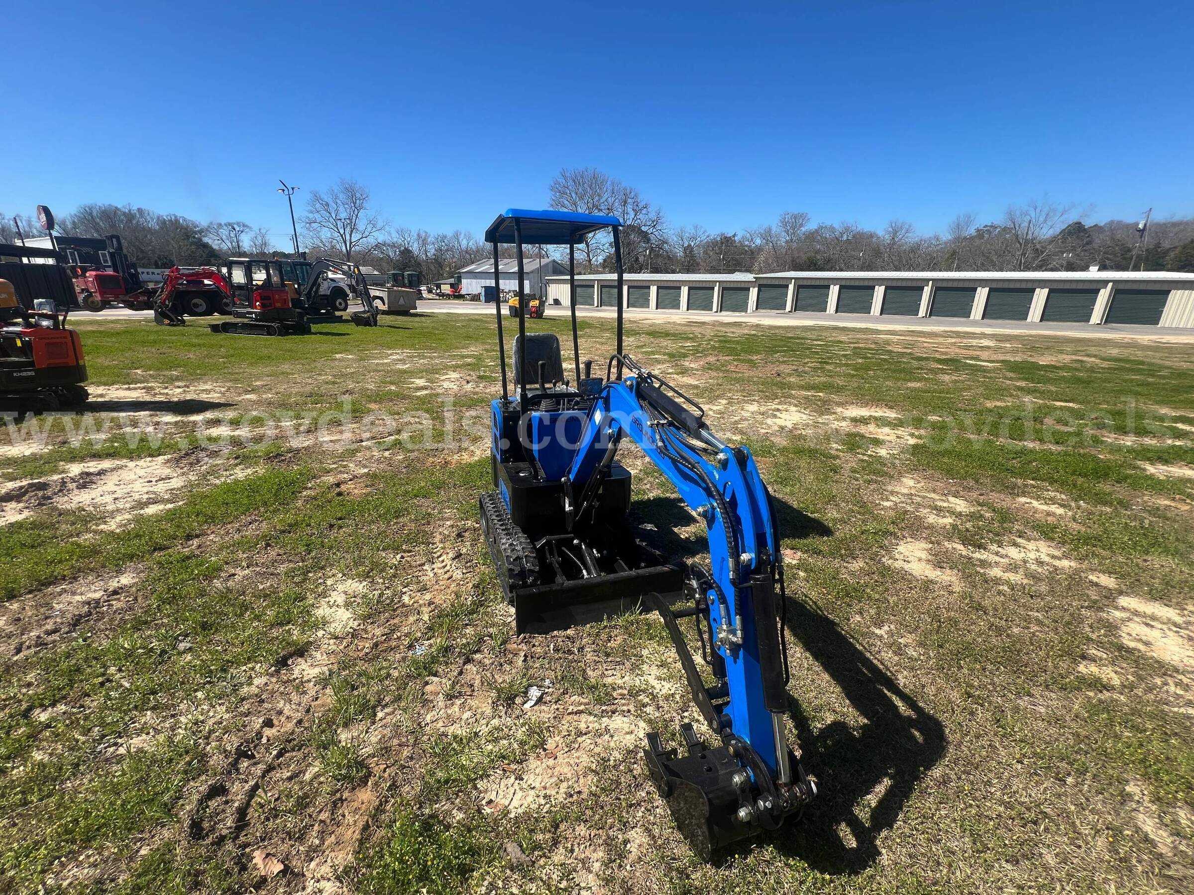 2025 ZH12G Groundhog 1 Ton Mini Excavator (BLUE) Groundhog Equipment LLC. ZH12G Government Surplus Auction - Photo #3