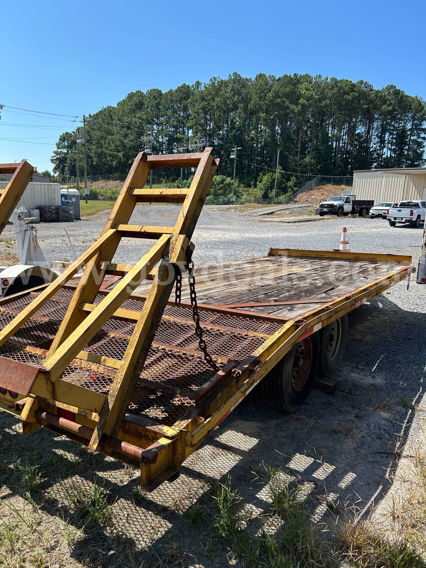 2003 hooper 8x20 flatbed trailer hooper 8x20 Government Surplus Auction - Photo #5