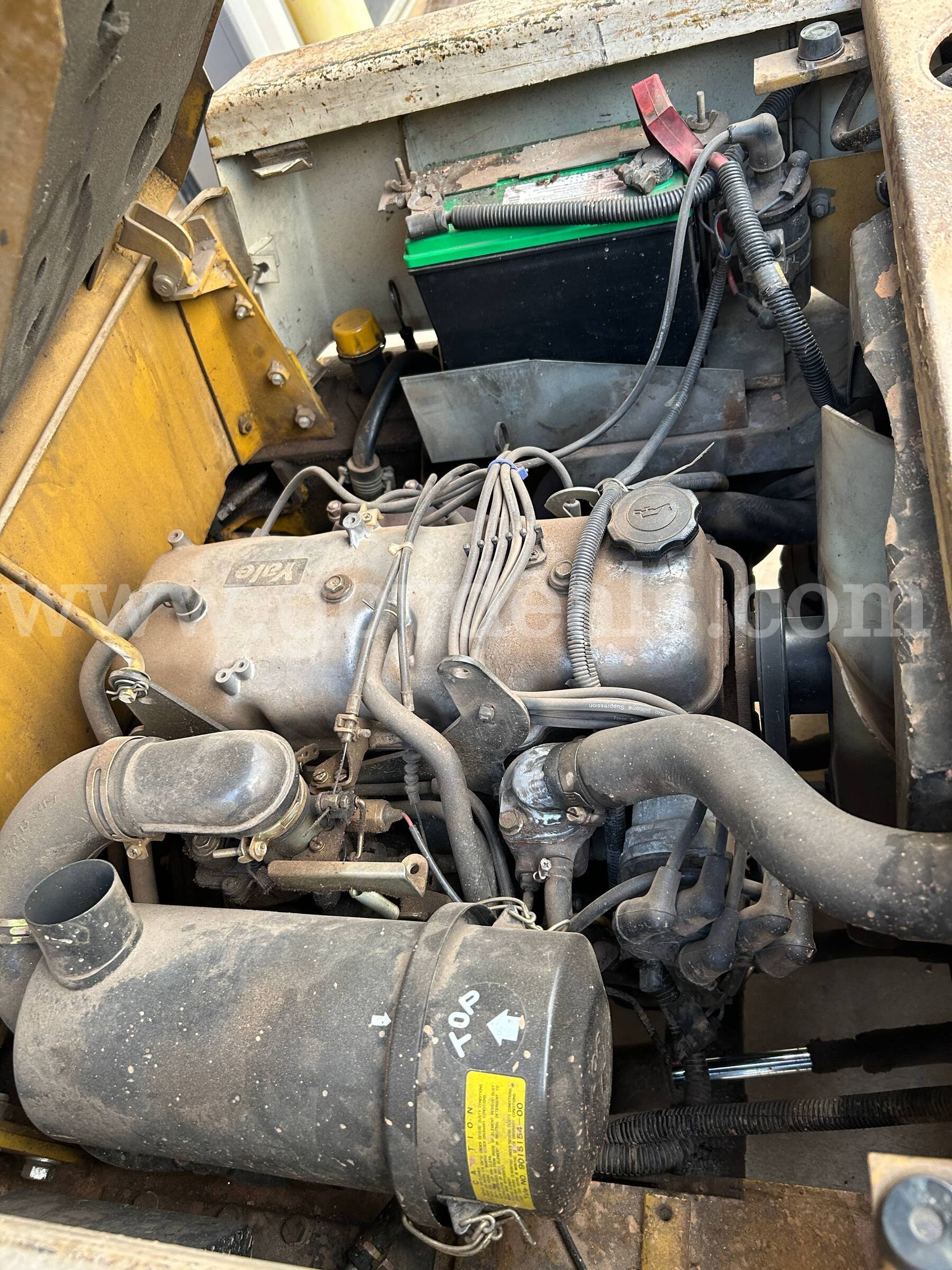 yale forklift yale g Government Surplus Auction - Photo #5