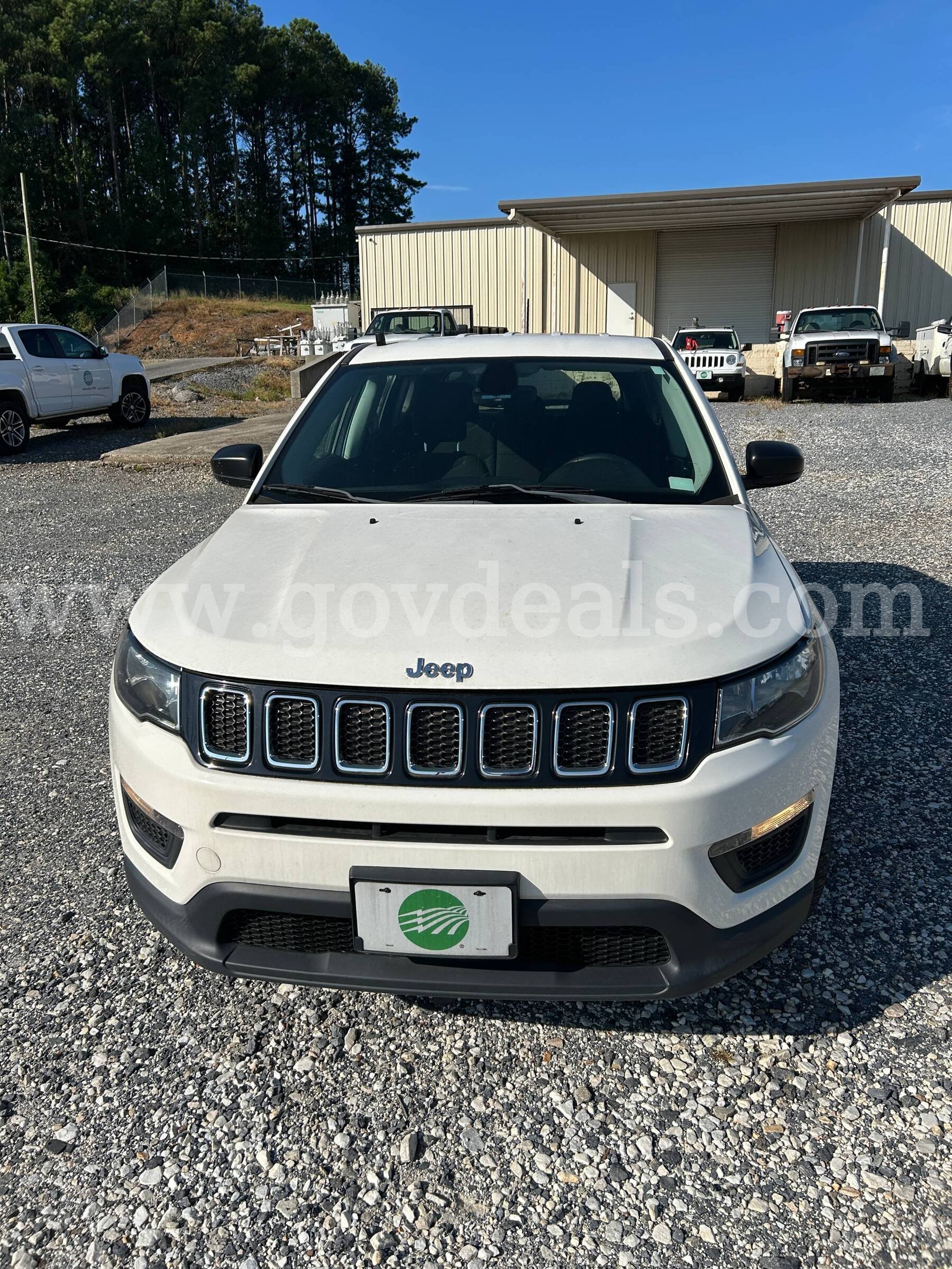 2018 Jeep Compass Jeep Compass Government Surplus Auction - Photo #2